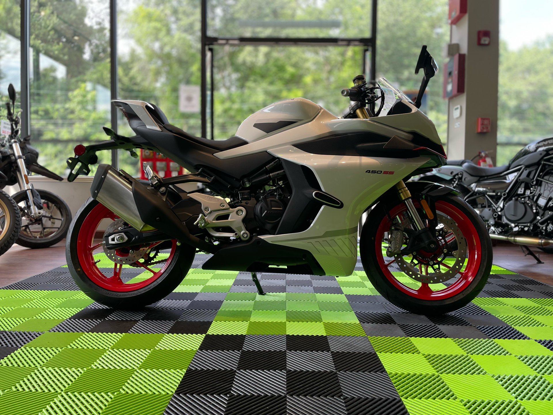 2025 CFMOTO 450SS in Tyngsboro, Massachusetts - Photo 1