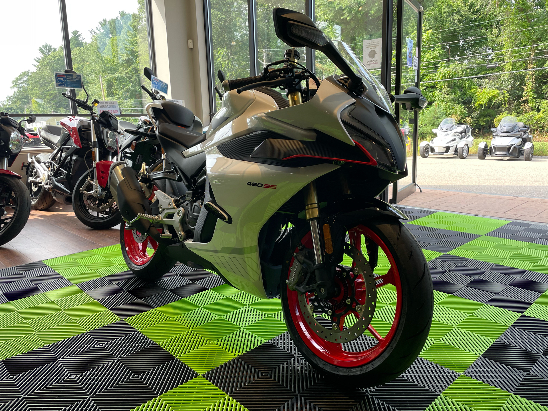 2025 CFMOTO 450SS in Tyngsboro, Massachusetts - Photo 3