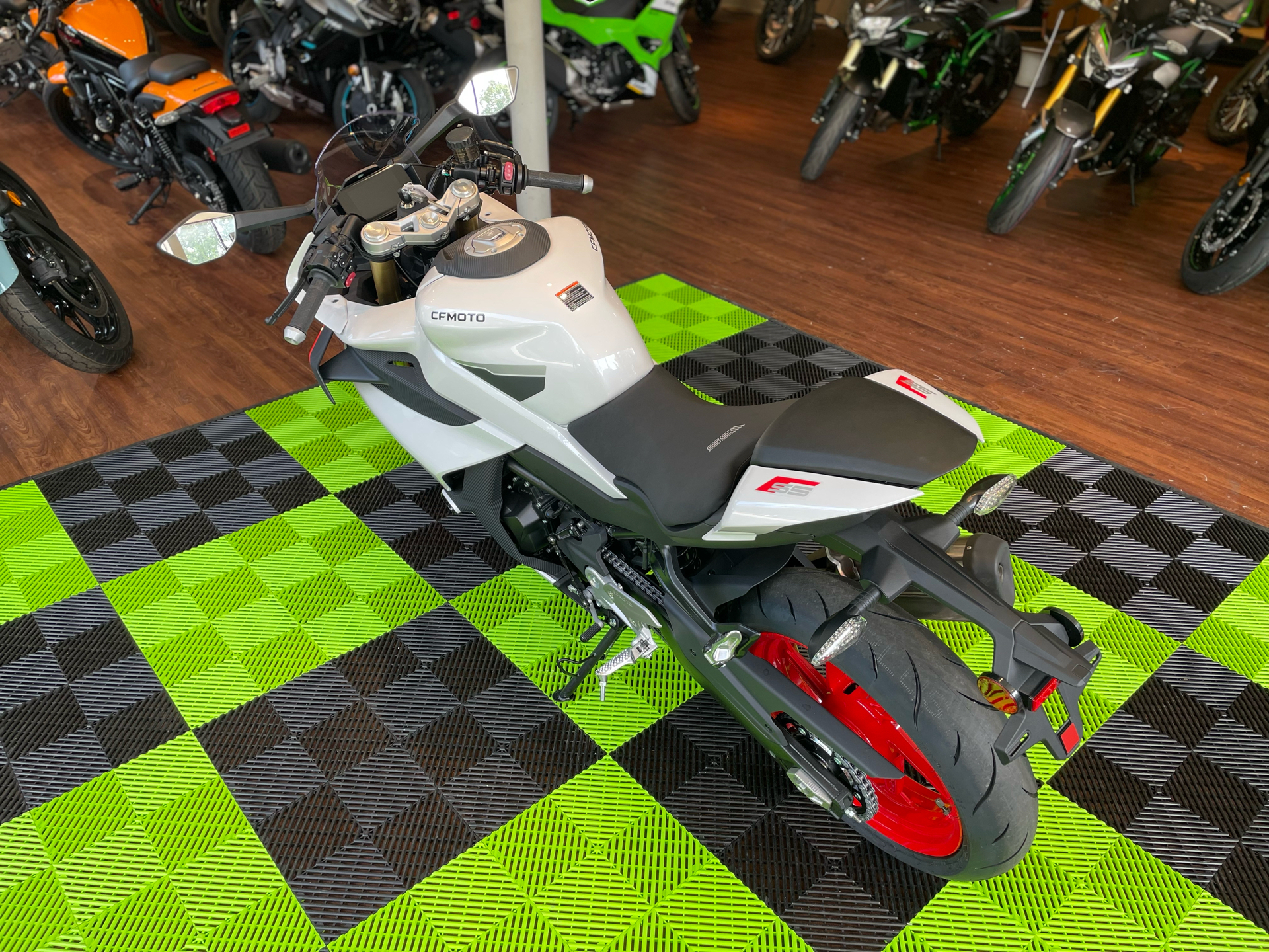 2025 CFMOTO 450SS in Tyngsboro, Massachusetts - Photo 4