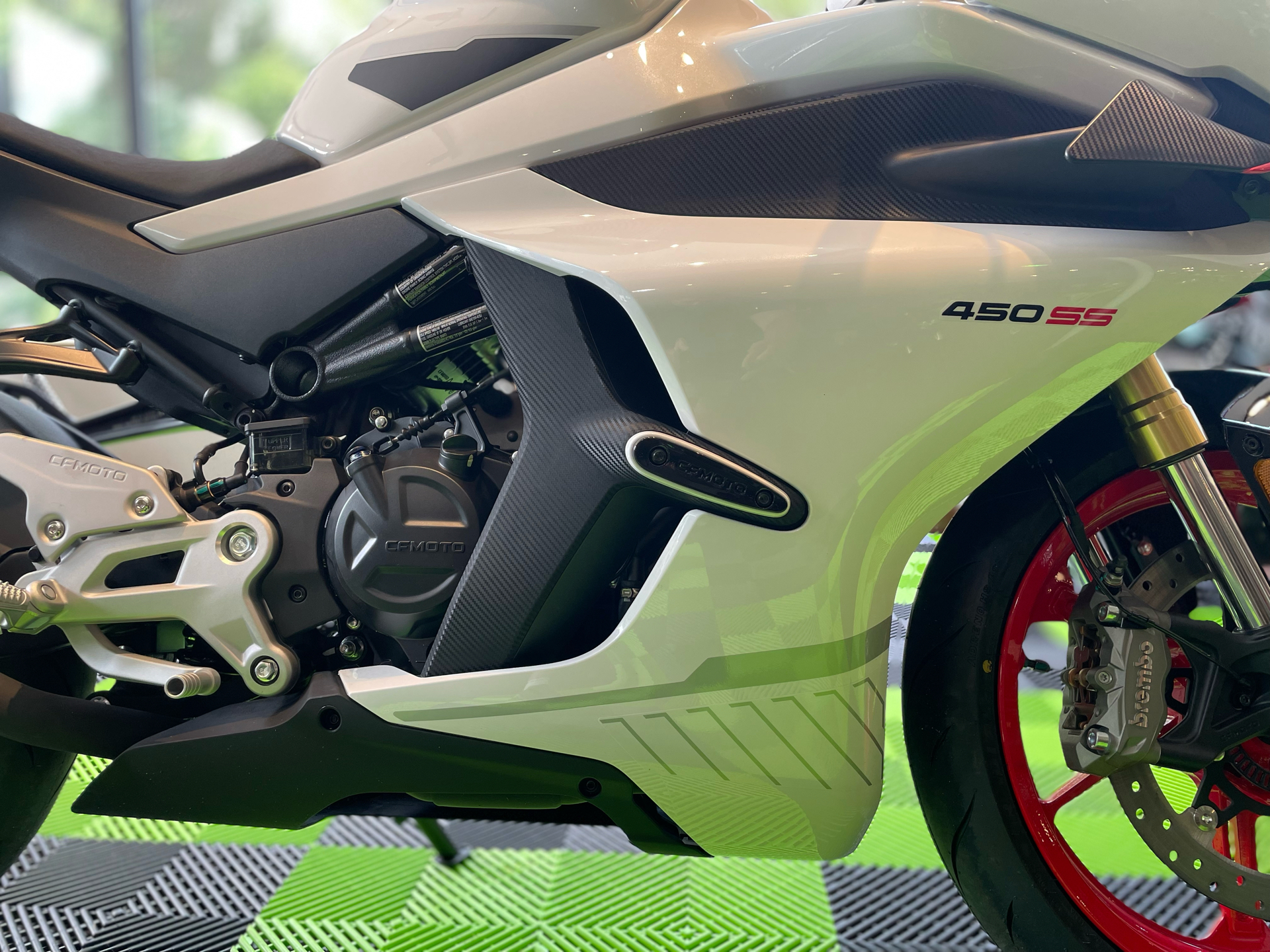 2025 CFMOTO 450SS in Tyngsboro, Massachusetts - Photo 19