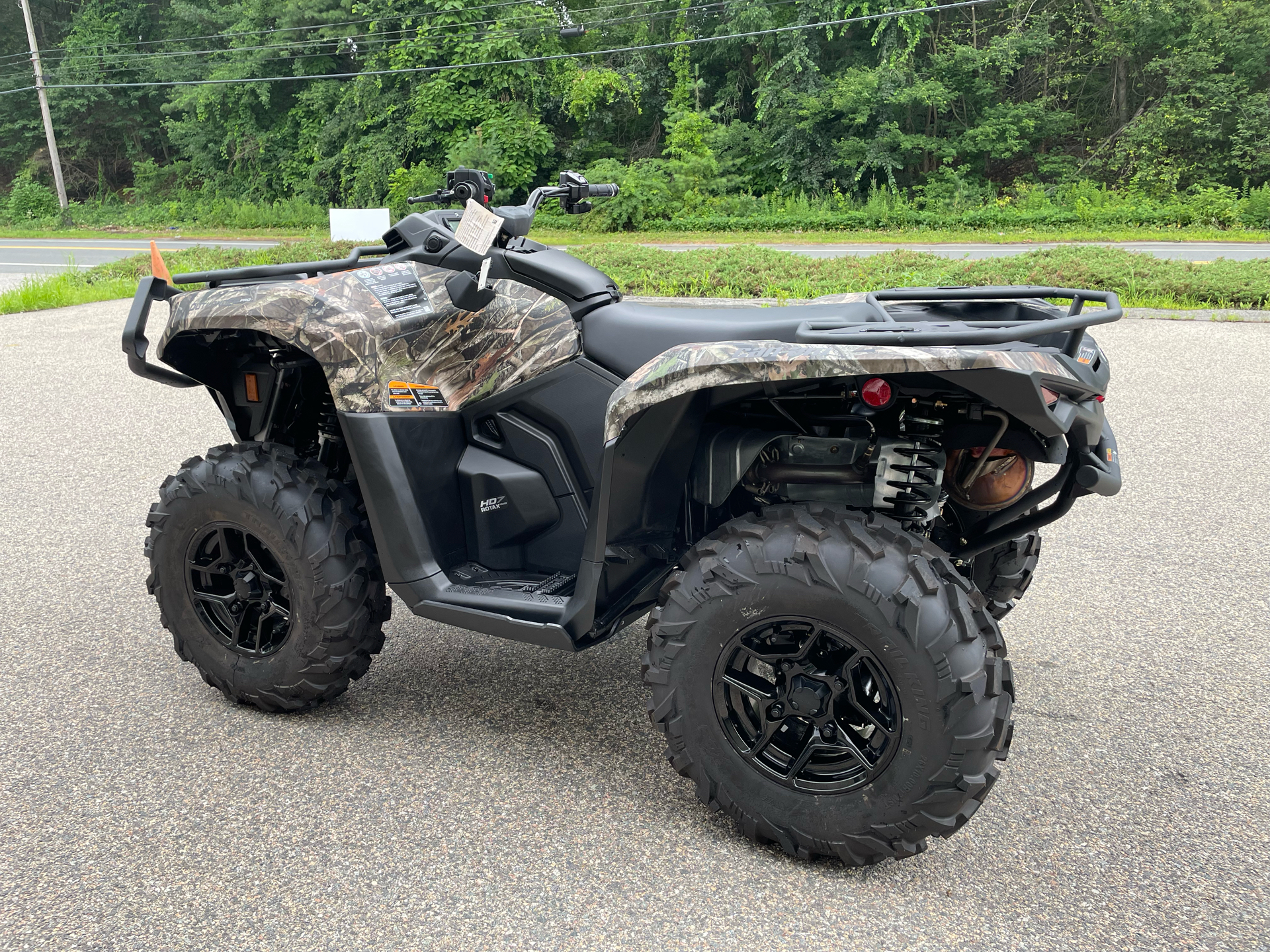 2025 Can-Am Outlander PRO Hunting Edition HD7 in Tyngsboro, Massachusetts - Photo 9
