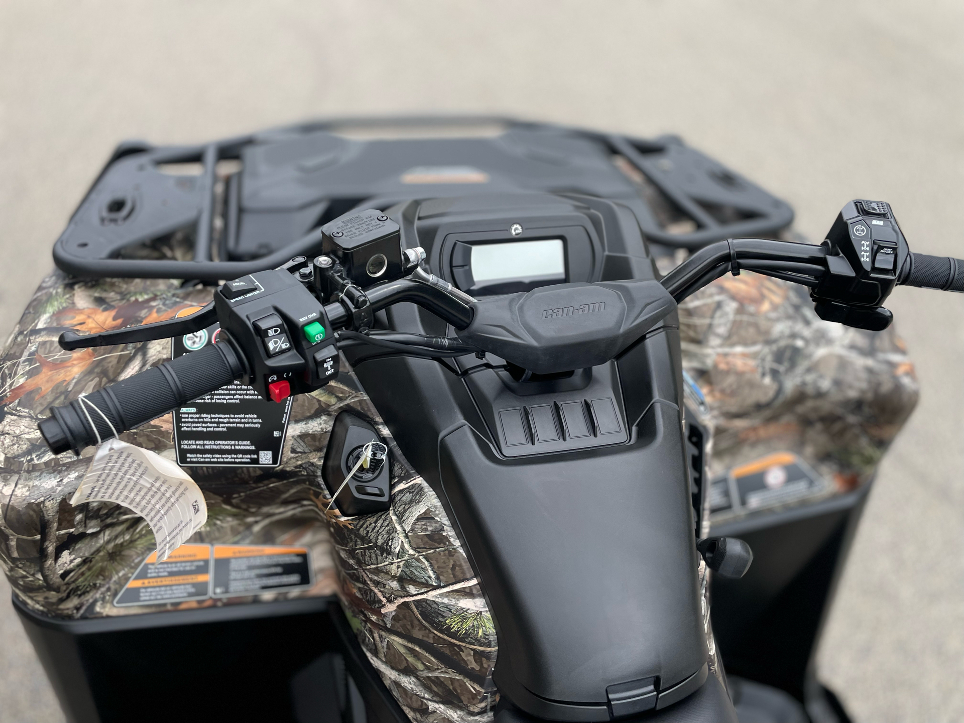2025 Can-Am Outlander PRO Hunting Edition HD7 in Tyngsboro, Massachusetts - Photo 12
