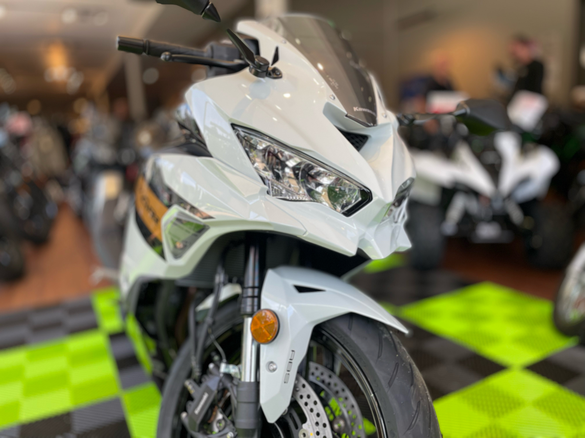 2026 Kawasaki Ninja ZX-4RR ABS in Tyngsboro, Massachusetts - Photo 3