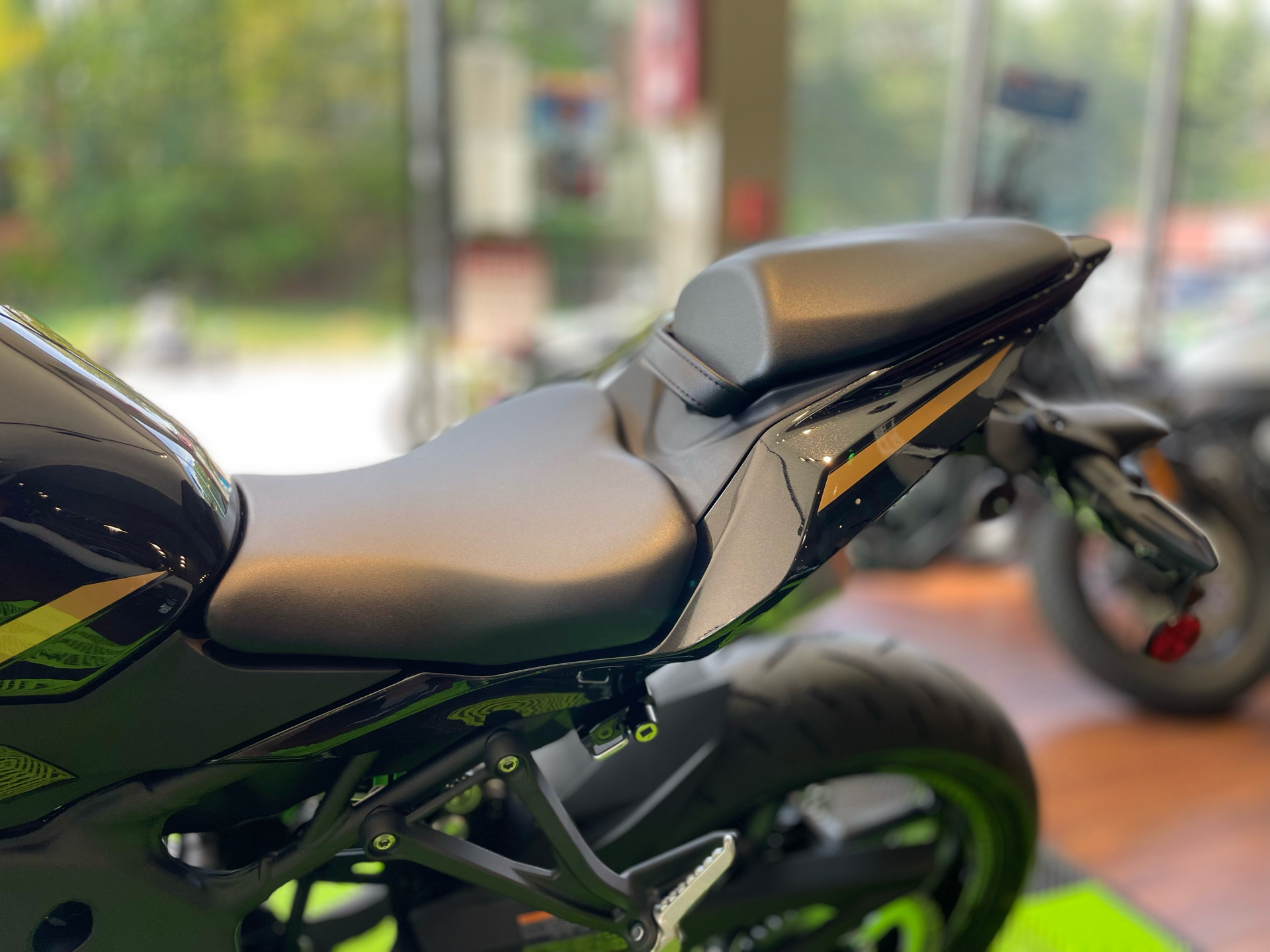 2026 Kawasaki Ninja ZX-4RR ABS in Tyngsboro, Massachusetts - Photo 8