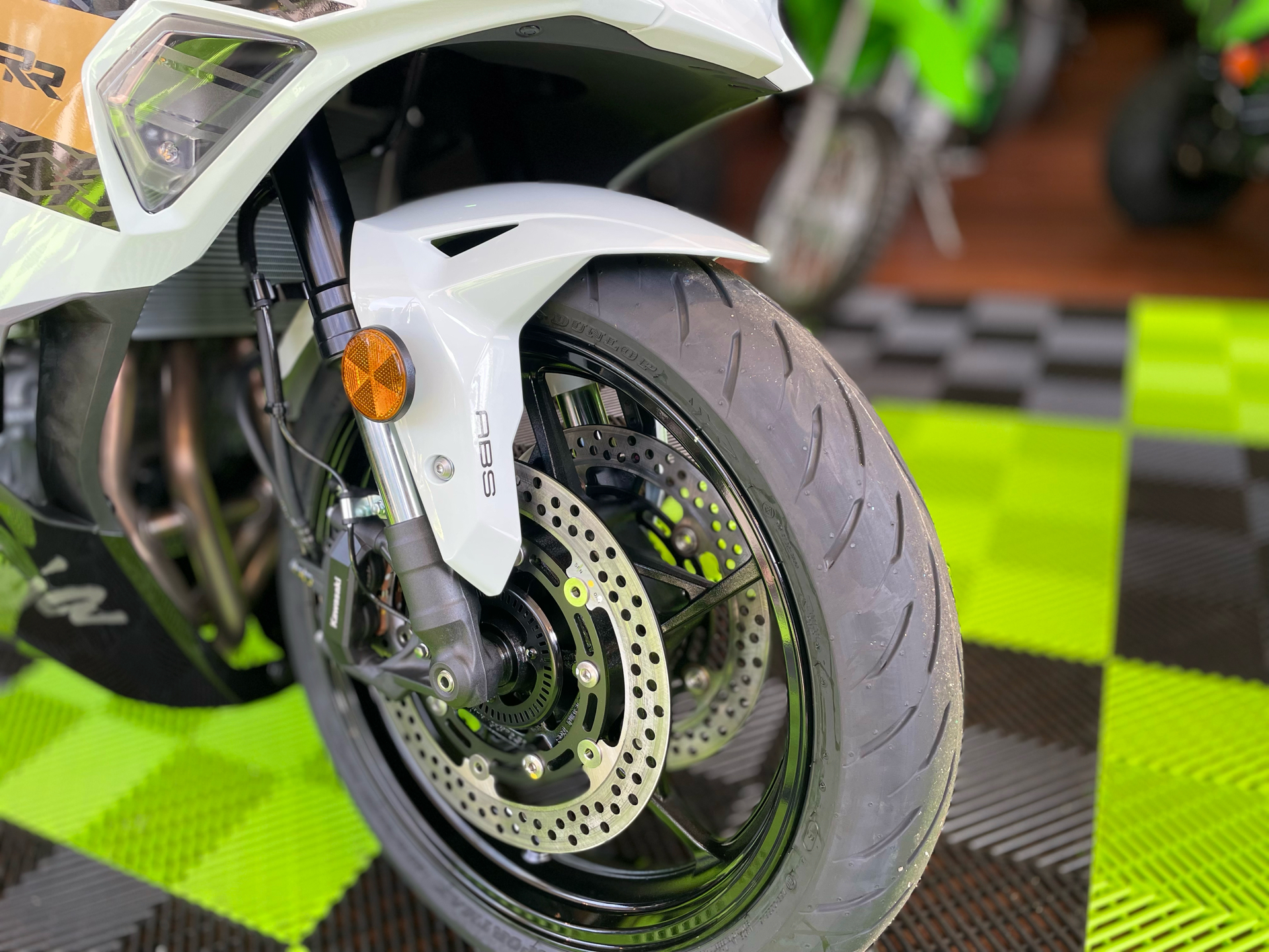2026 Kawasaki Ninja ZX-4RR ABS in Tyngsboro, Massachusetts - Photo 20