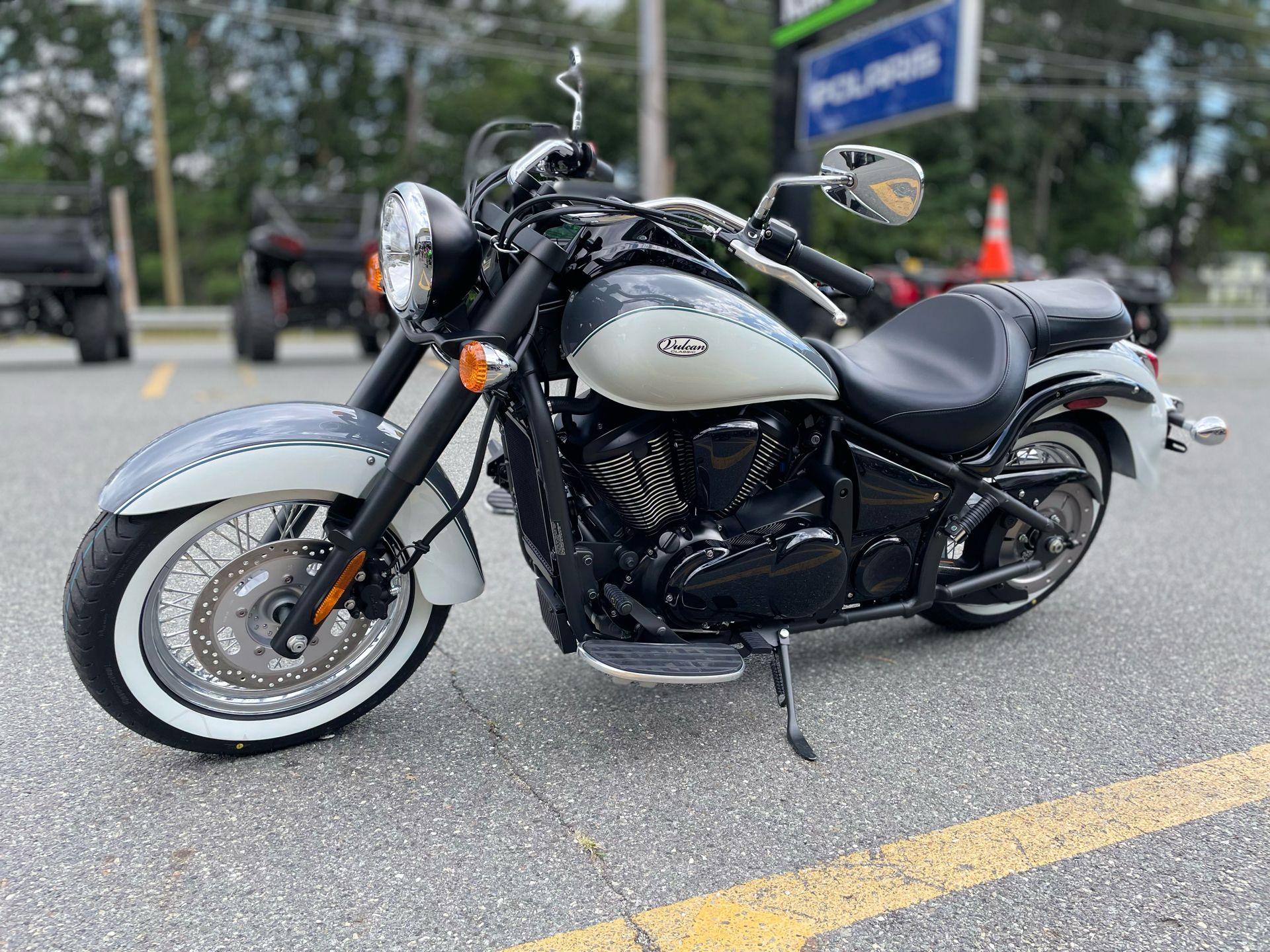 2024 Kawasaki Vulcan 900 Classic in Tyngsboro, Massachusetts - Photo 2