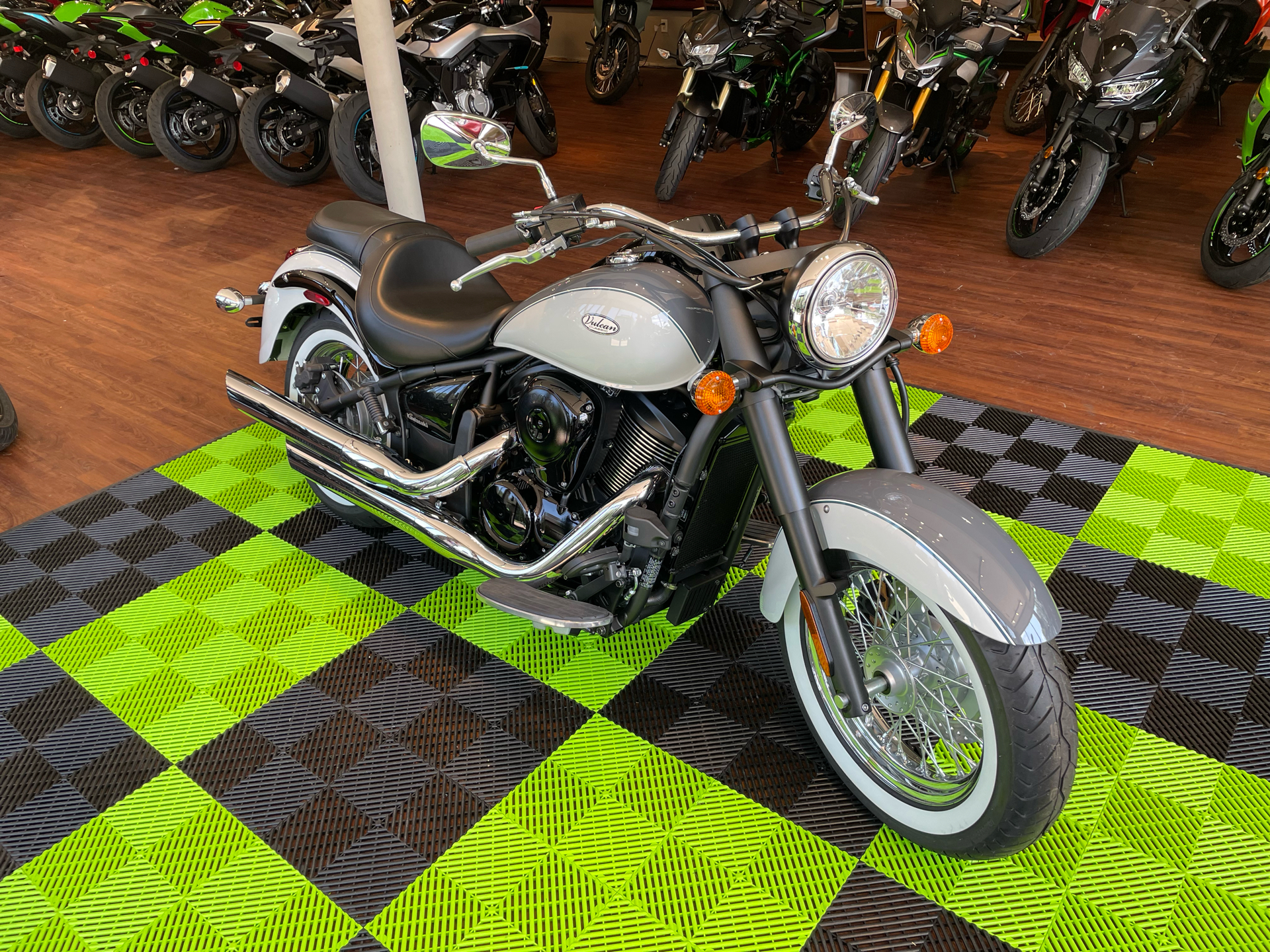 2024 Kawasaki Vulcan 900 Classic in Tyngsboro, Massachusetts - Photo 4