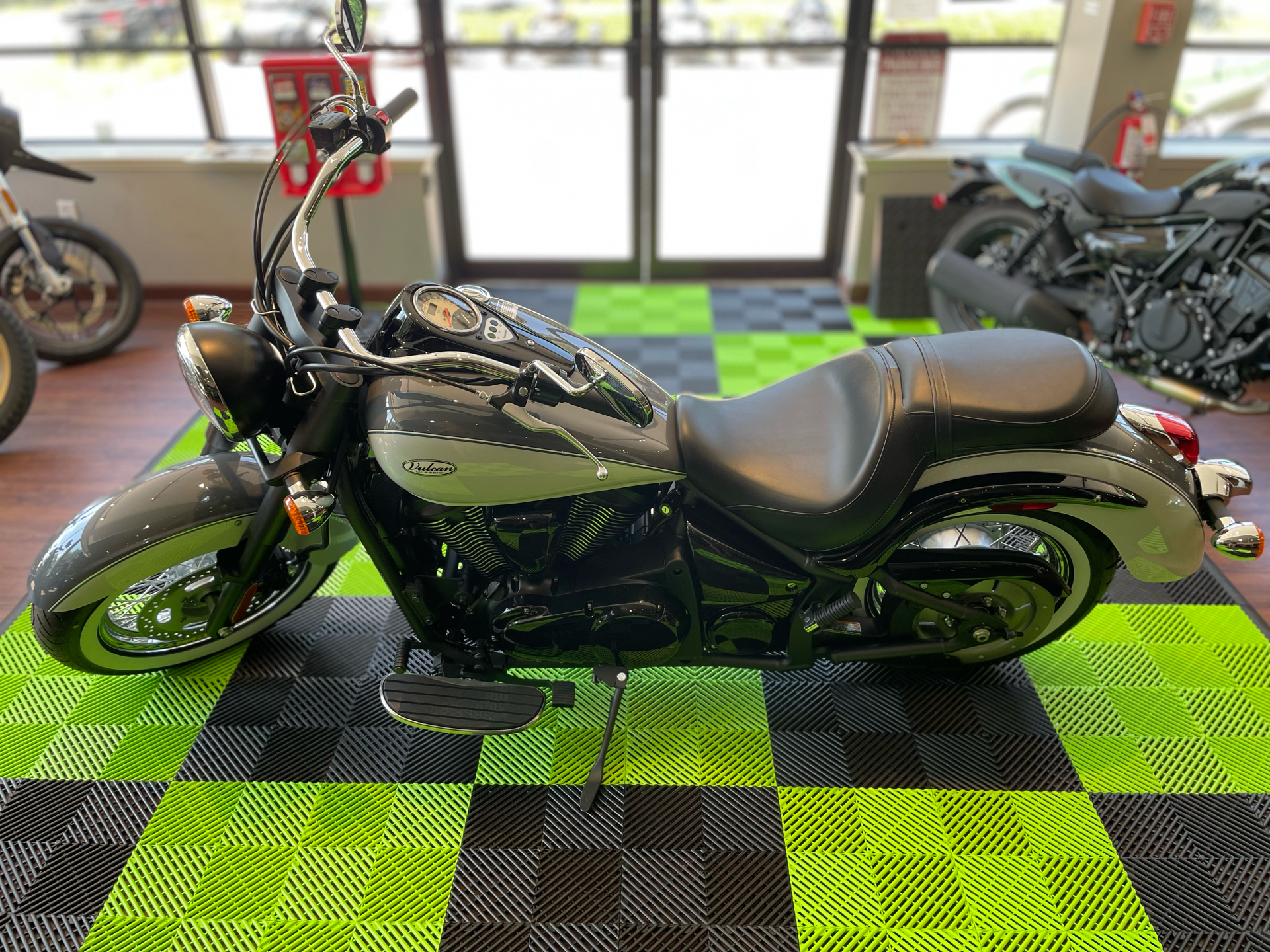 2024 Kawasaki Vulcan 900 Classic in Tyngsboro, Massachusetts - Photo 16