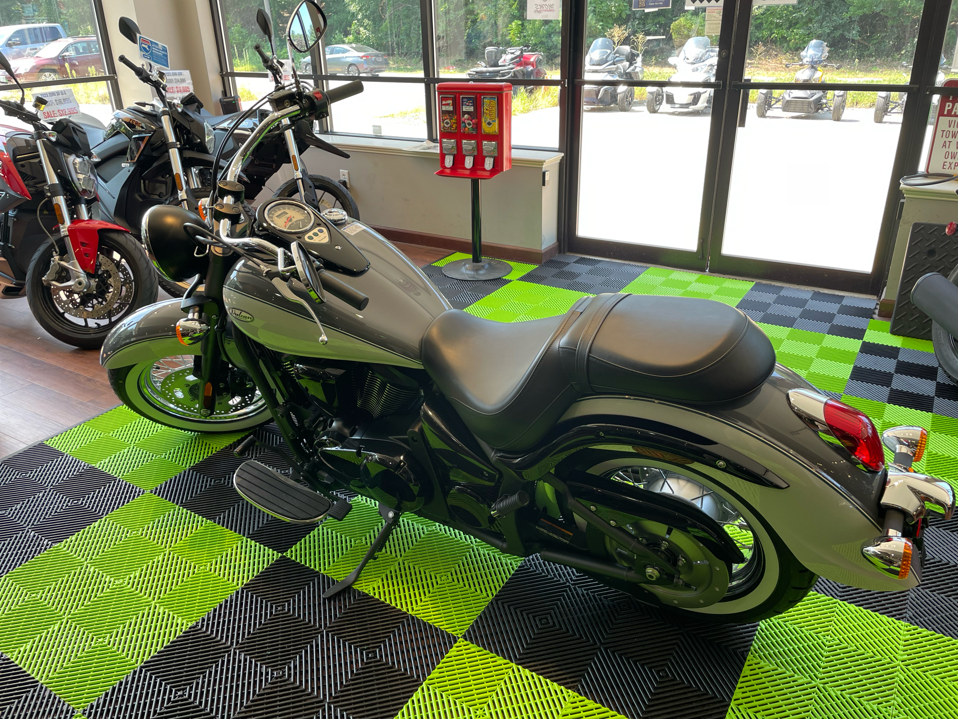 2024 Kawasaki Vulcan 900 Classic in Tyngsboro, Massachusetts - Photo 18