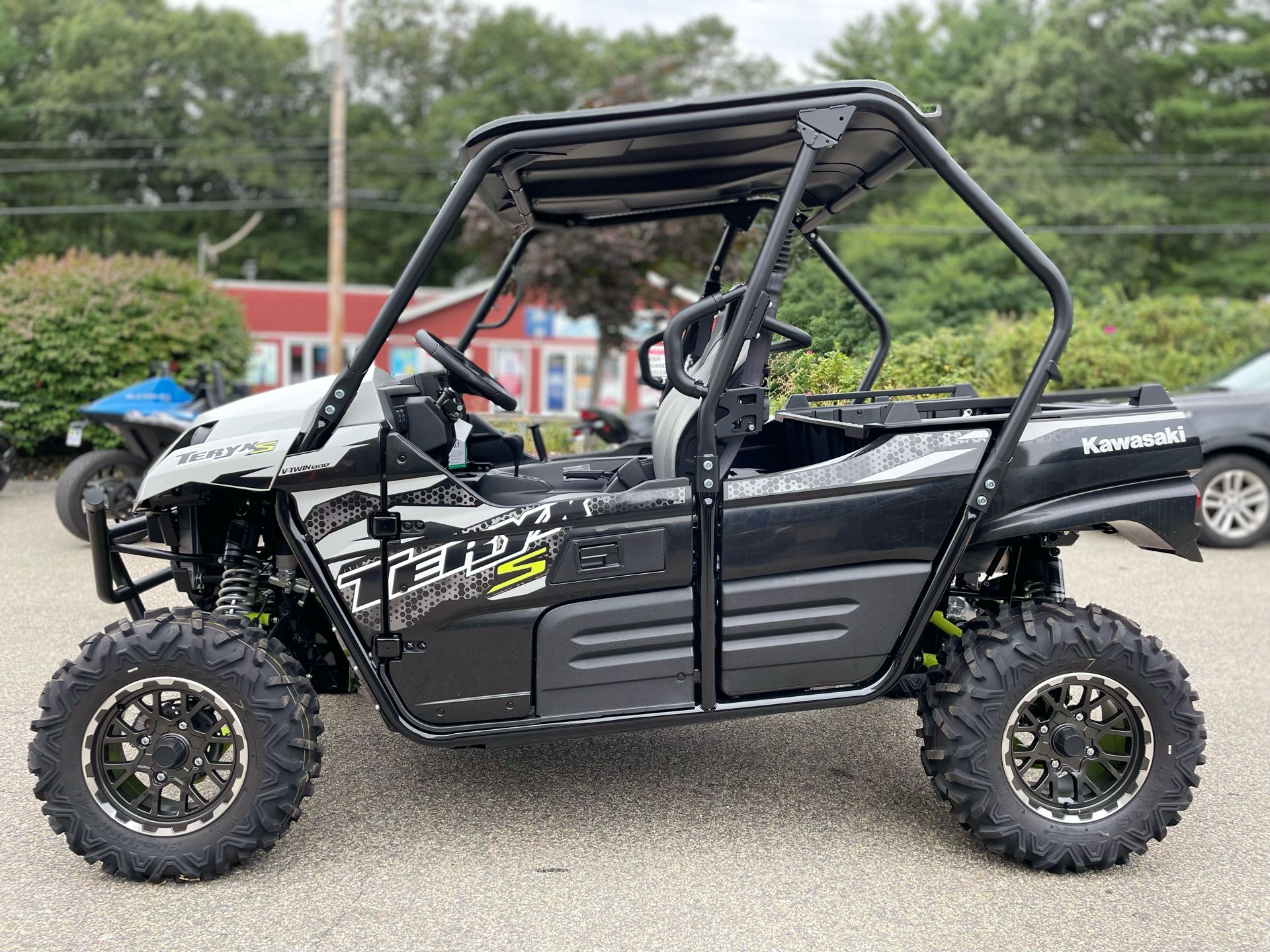 2025 Kawasaki Teryx S LE in Tyngsboro, Massachusetts - Photo 8
