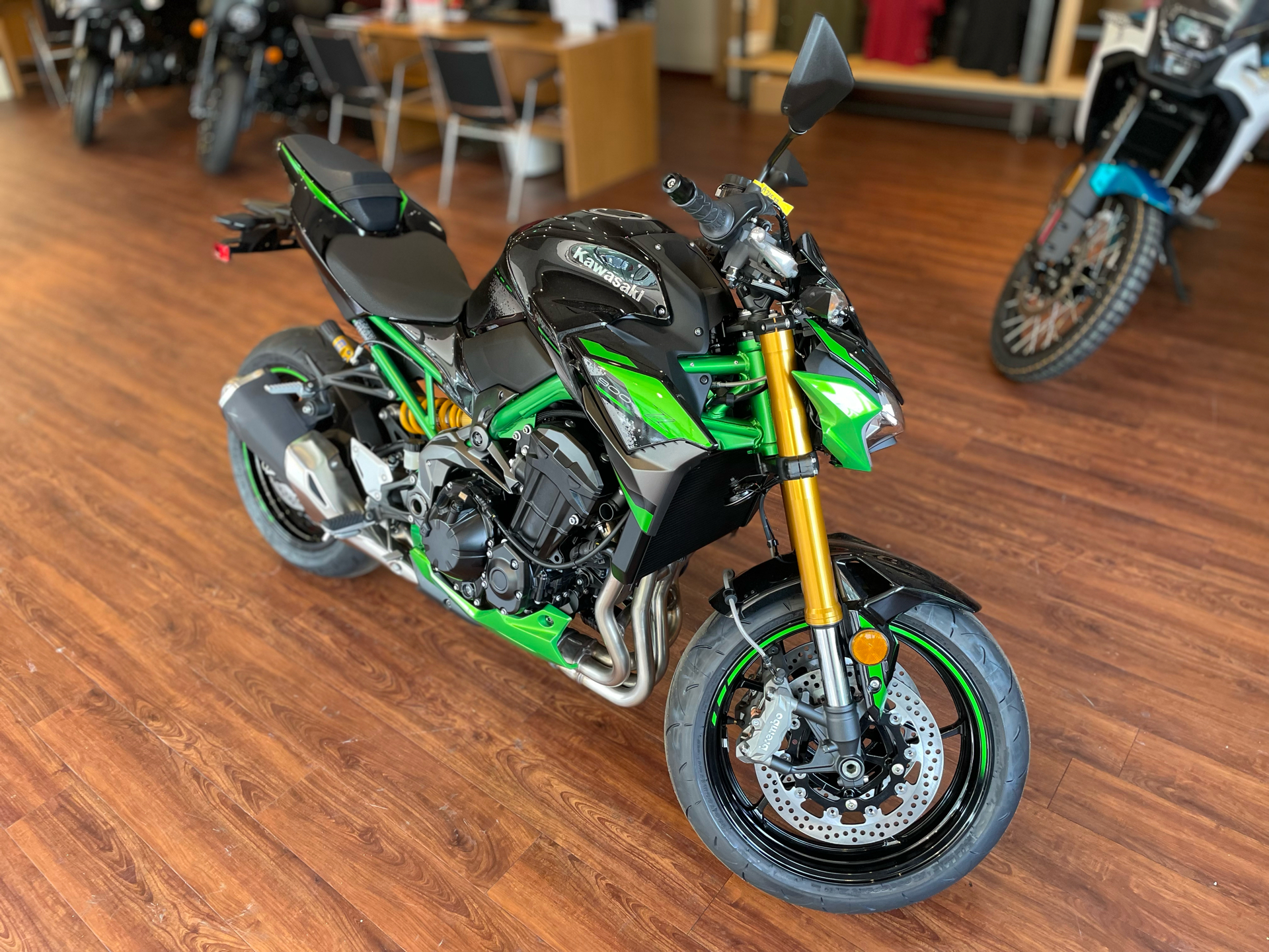 2024 Kawasaki Z900 SE ABS in Tyngsboro, Massachusetts - Photo 7