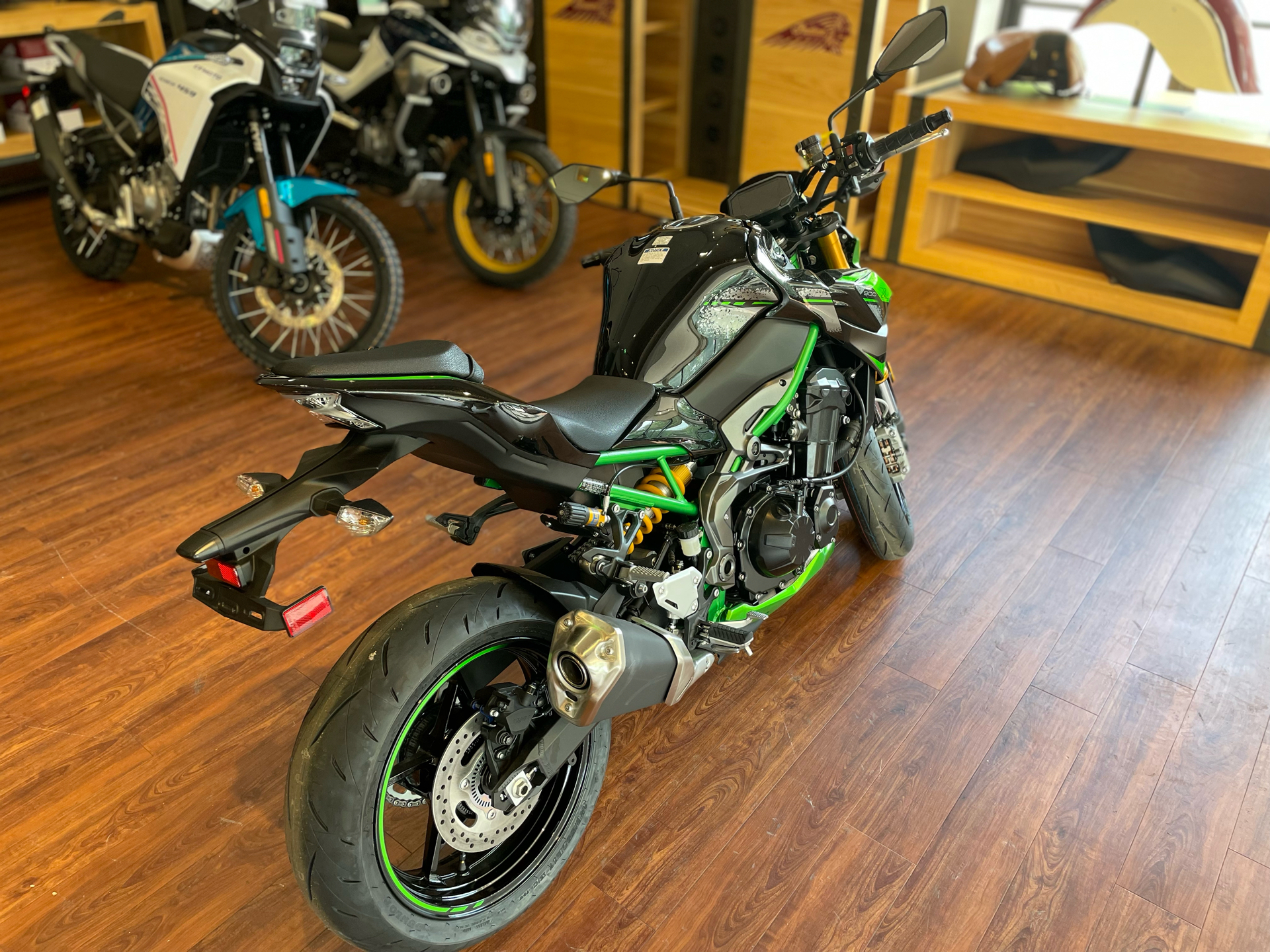 2024 Kawasaki Z900 SE ABS in Tyngsboro, Massachusetts - Photo 12