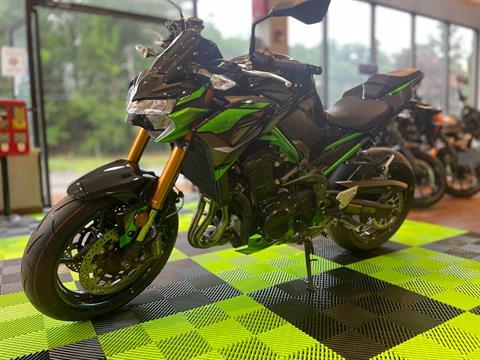2024 Kawasaki Z900 SE ABS in Tyngsboro, Massachusetts - Photo 2