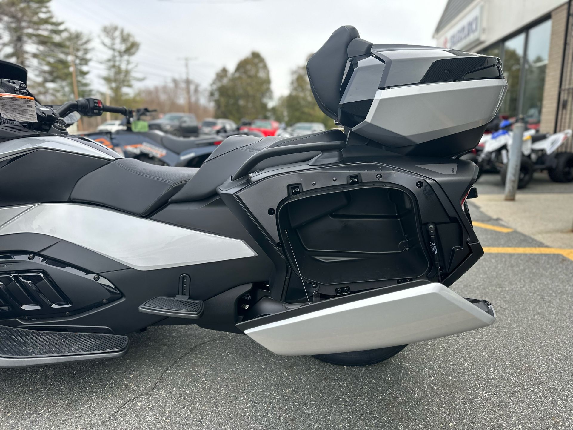 2024 Can-Am Spyder RT Limited in Tyngsboro, Massachusetts - Photo 9