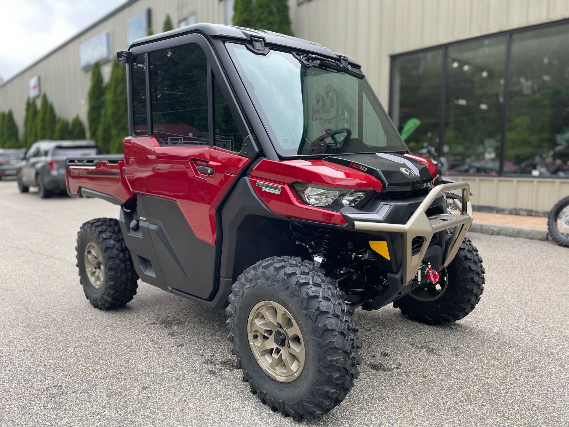 2025 Can-Am Defender Limited in Tyngsboro, Massachusetts - Photo 6