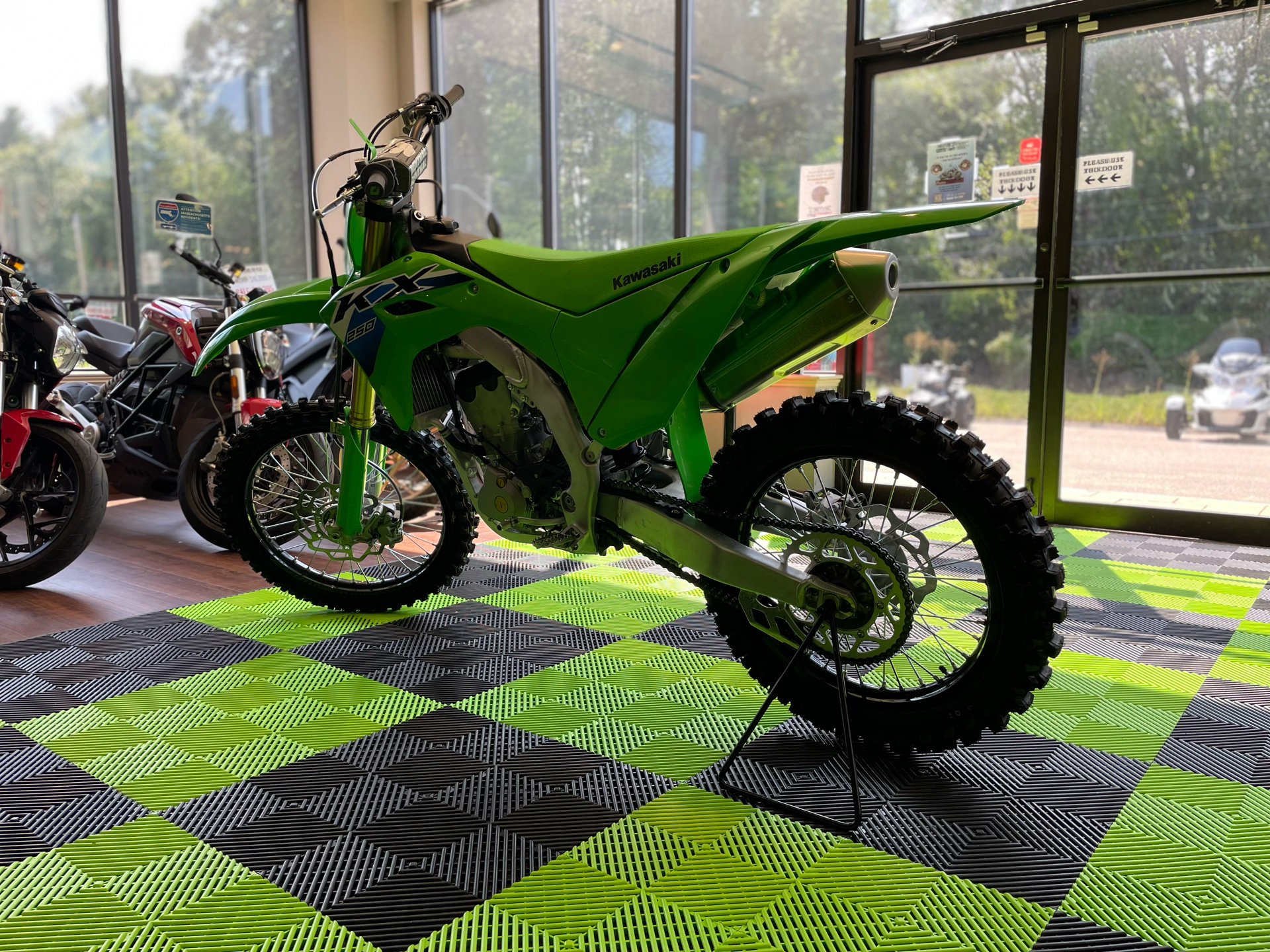 2026 Kawasaki KX 250 in Tyngsboro, Massachusetts - Photo 16