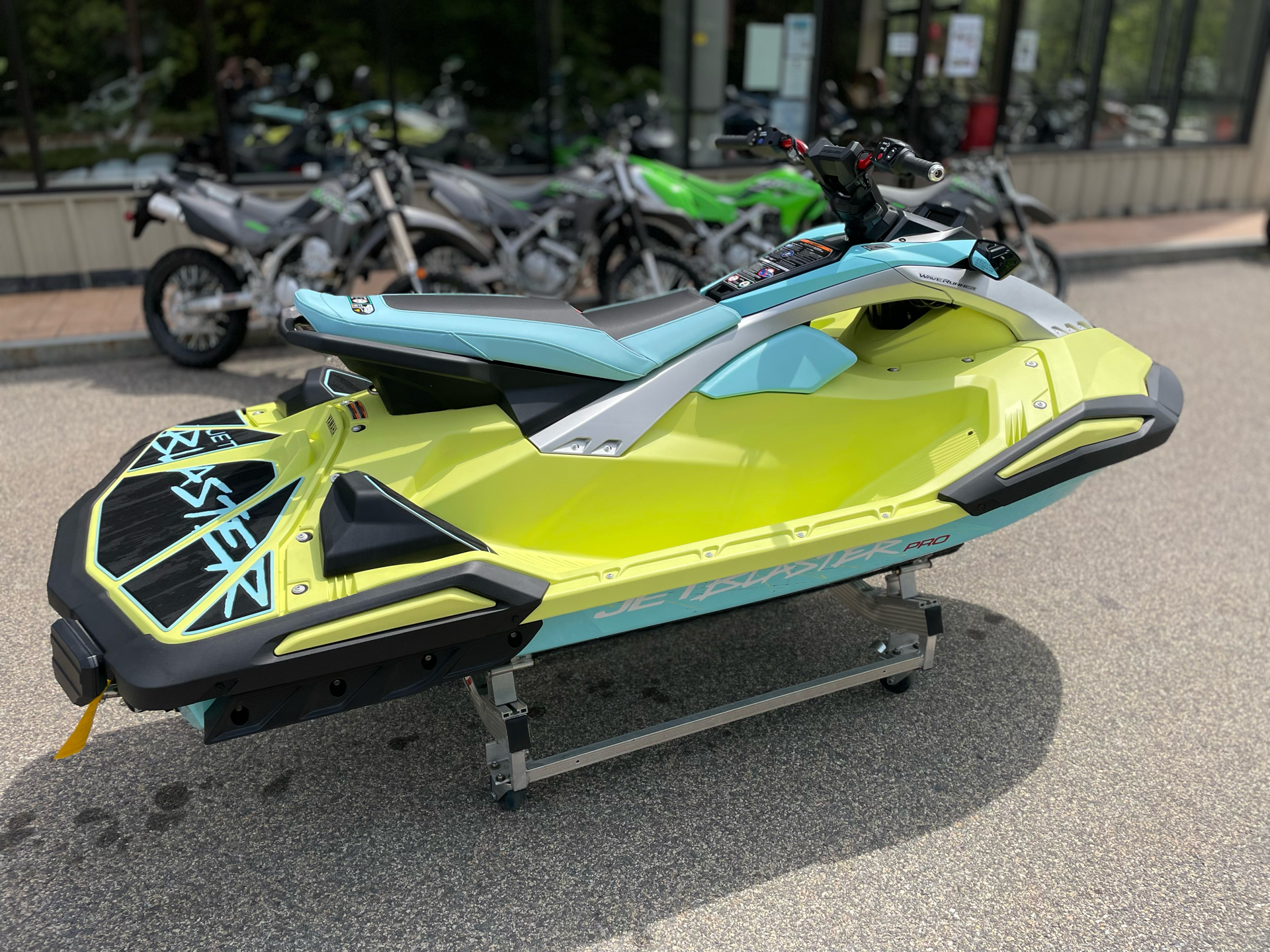 2025 Yamaha JetBlaster PRO 3-Up in Tyngsboro, Massachusetts - Photo 3