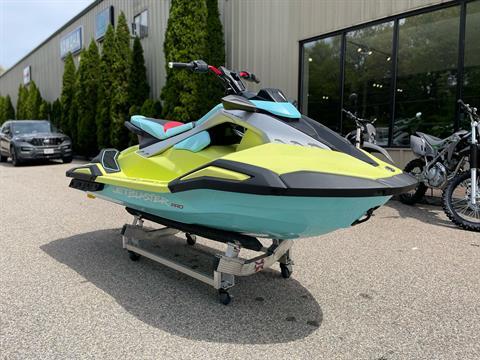2025 Yamaha JetBlaster PRO 3-Up in Tyngsboro, Massachusetts - Photo 17