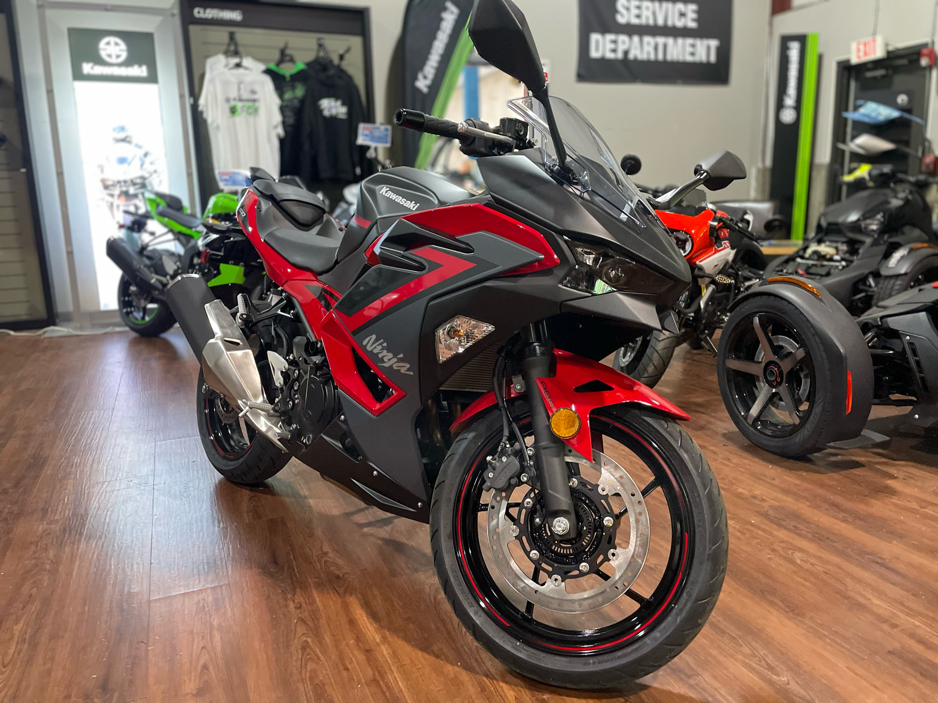 2025 Kawasaki Ninja 500 SE ABS in Tyngsboro, Massachusetts - Photo 22