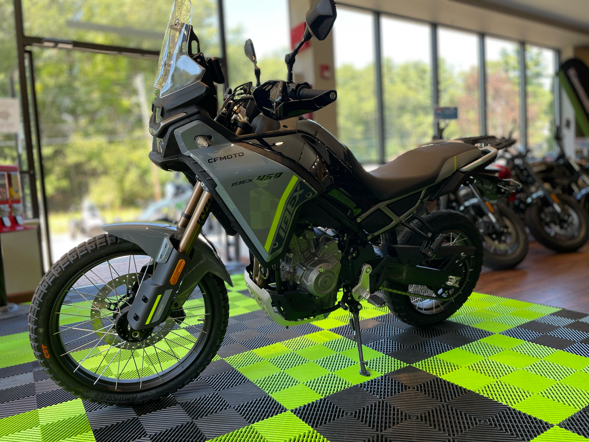 2025 CFMOTO IBEX 450 in Tyngsboro, Massachusetts - Photo 2