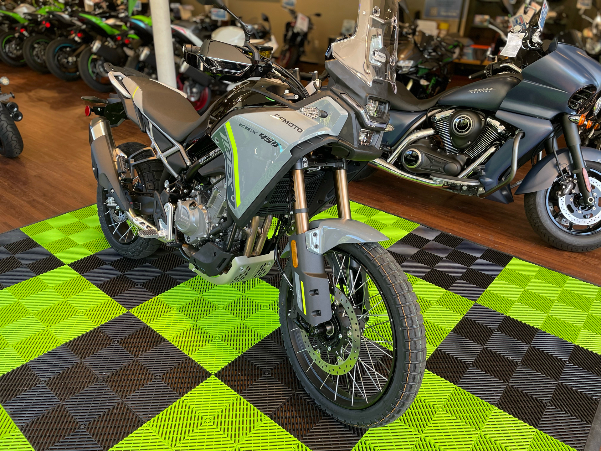 2025 CFMOTO IBEX 450 in Tyngsboro, Massachusetts - Photo 17