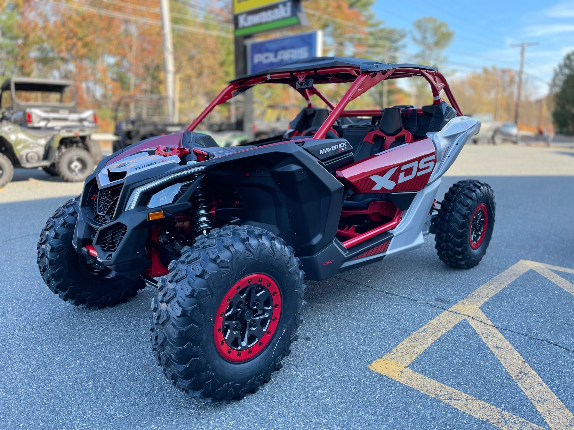 2025 Can-Am Maverick X3 X DS Turbo RR with Smart-Shox in Tyngsboro, Massachusetts - Photo 5