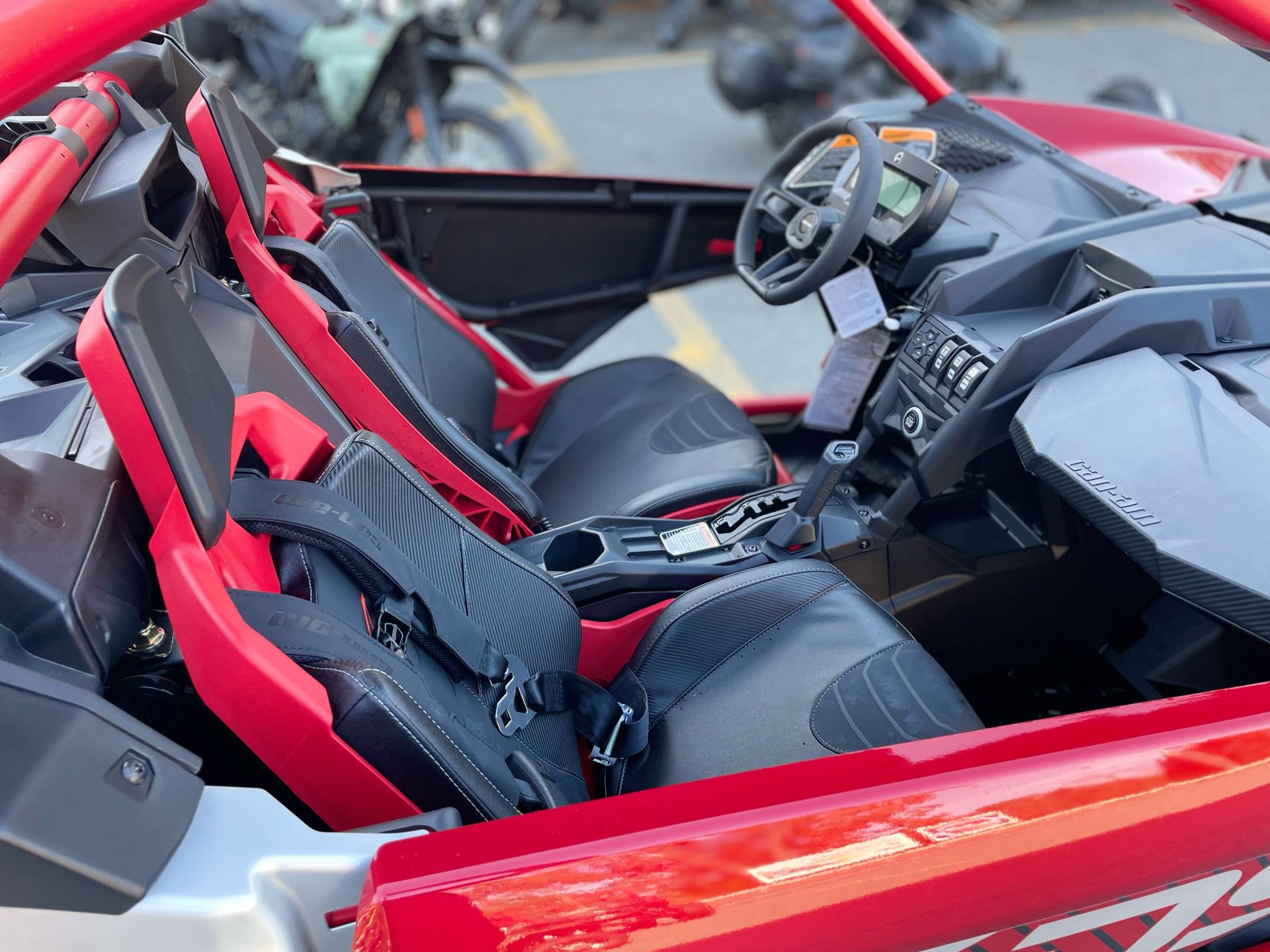 2025 Can-Am Maverick X3 X DS Turbo RR with Smart-Shox in Tyngsboro, Massachusetts - Photo 16
