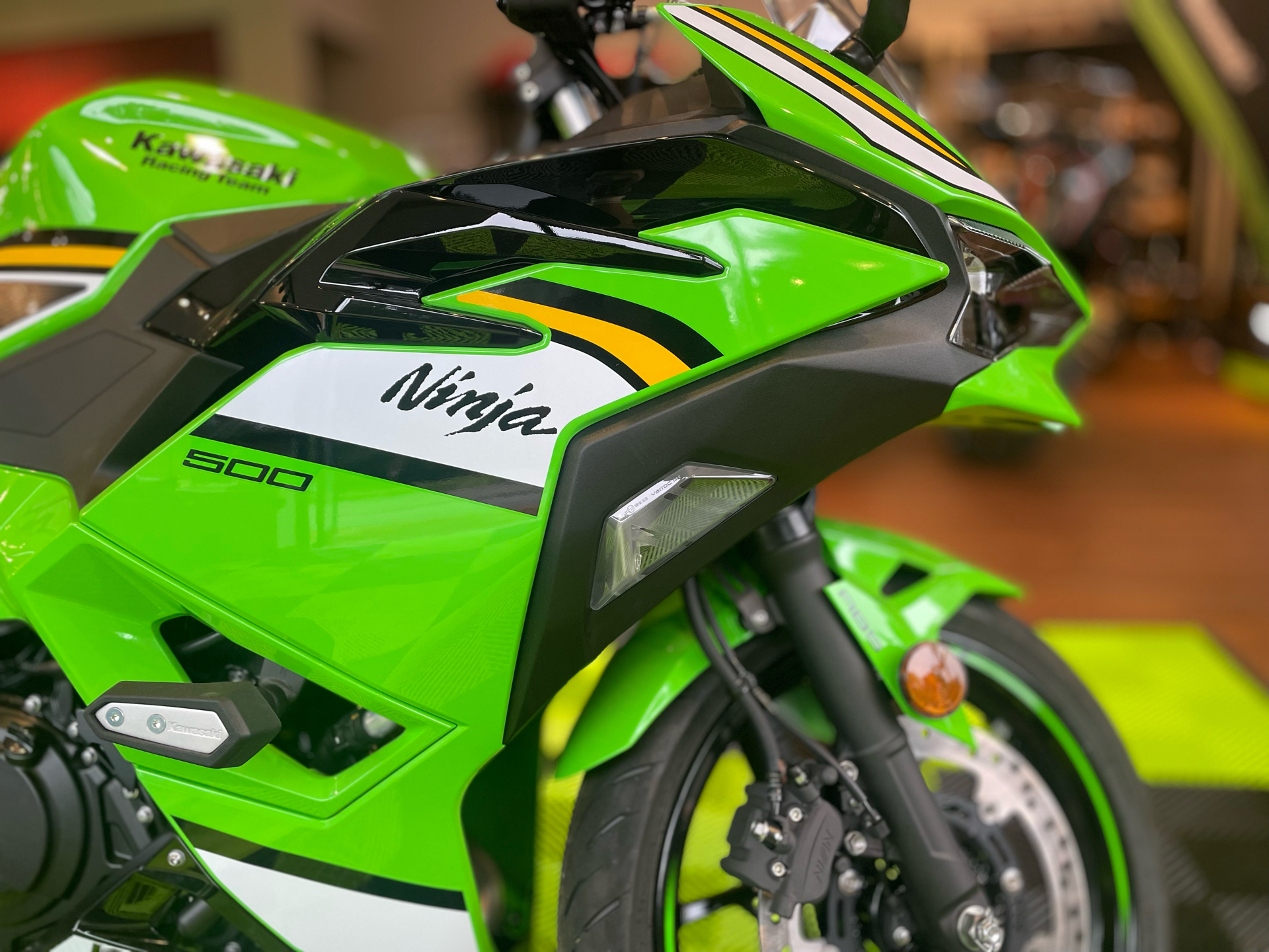 2025 Kawasaki Ninja 500 SE KRT Edition ABS in Tyngsboro, Massachusetts - Photo 7