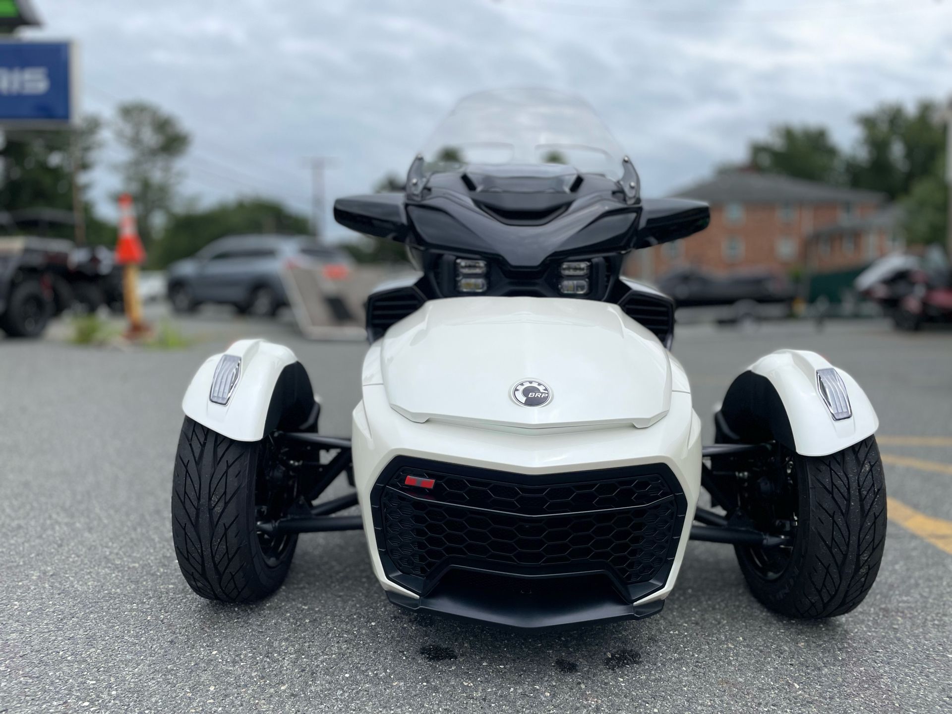 2024 Can-Am Spyder F3-T in Tyngsboro, Massachusetts - Photo 5