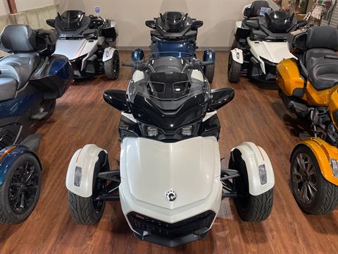 2024 Can-Am Spyder F3-T in Tyngsboro, Massachusetts - Photo 3
