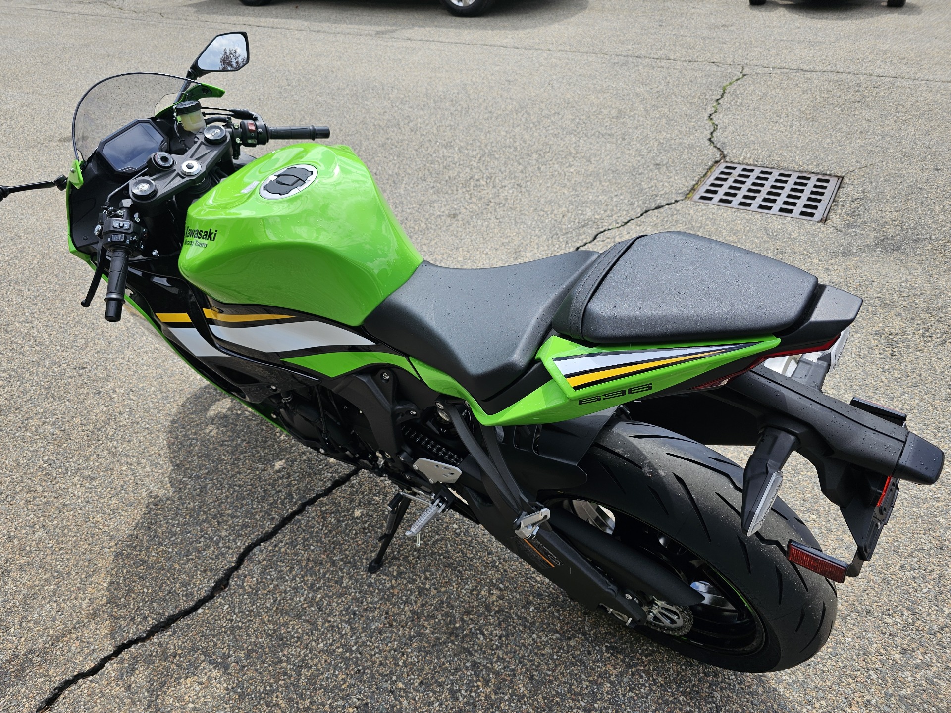 2025 Kawasaki Ninja ZX-6R KRT Edition ABS in Tyngsboro, Massachusetts - Photo 14