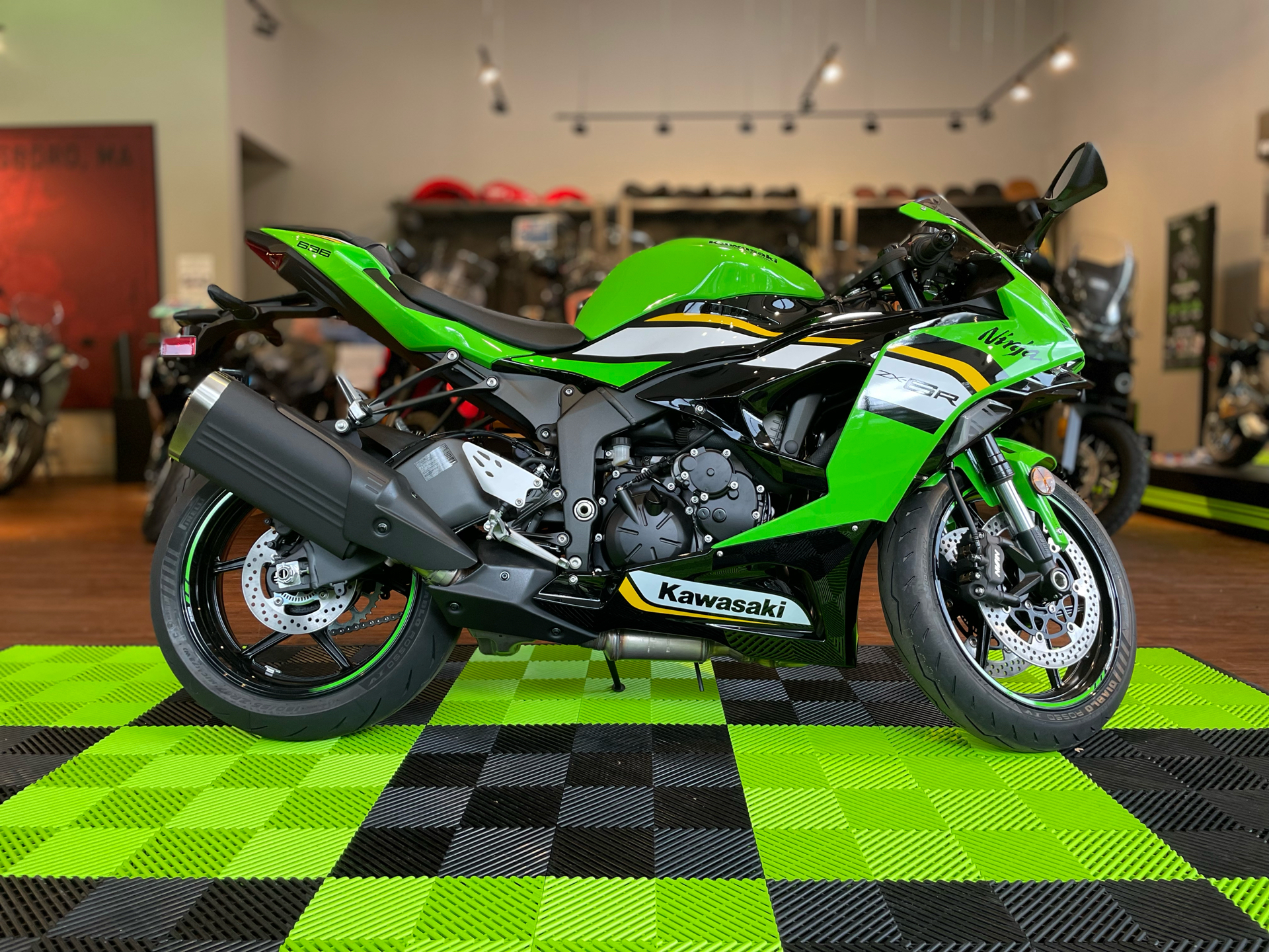 2025 Kawasaki Ninja ZX-6R KRT Edition ABS in Tyngsboro, Massachusetts - Photo 1