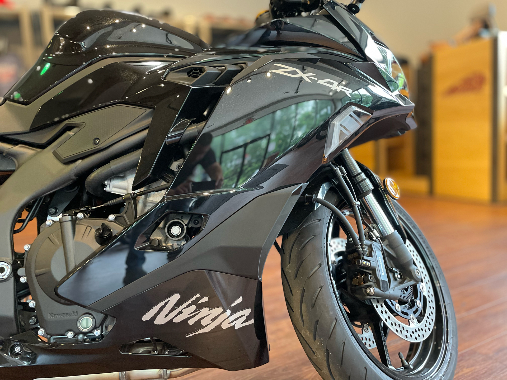 2024 Kawasaki Ninja ZX-4R ABS in Tyngsboro, Massachusetts - Photo 13