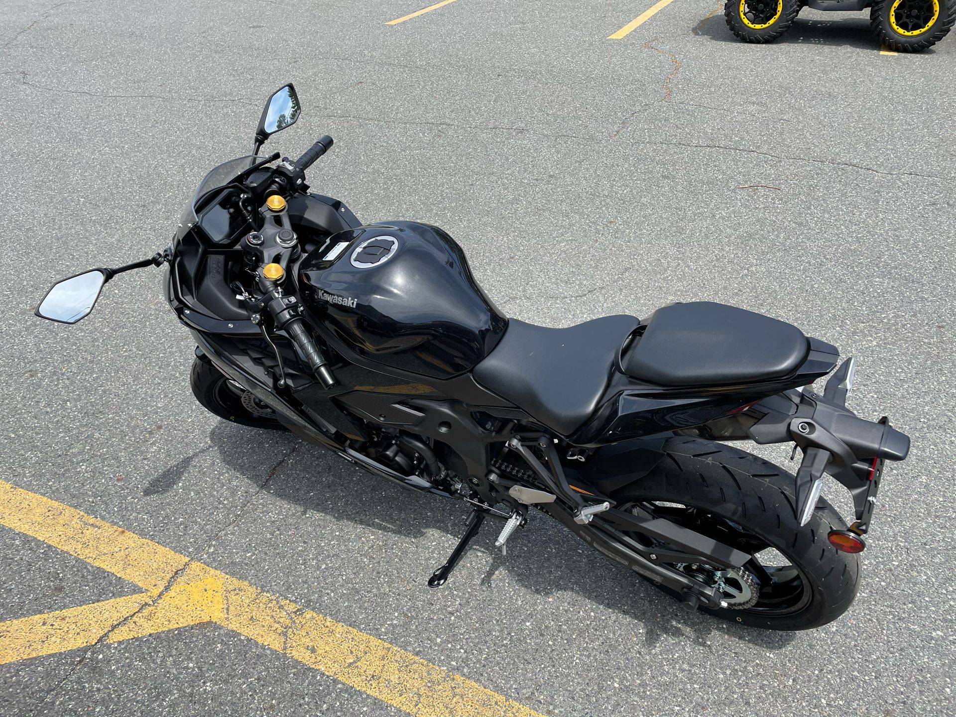 2024 Kawasaki Ninja ZX-4R ABS in Tyngsboro, Massachusetts - Photo 6