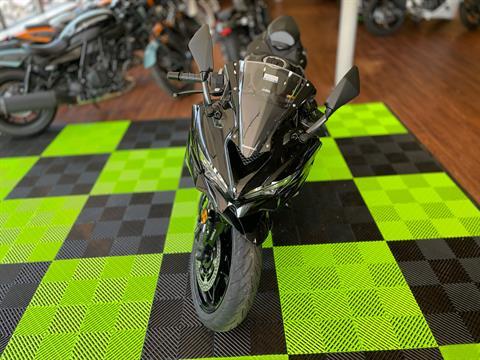 2024 Kawasaki Ninja ZX-4R ABS in Tyngsboro, Massachusetts - Photo 4