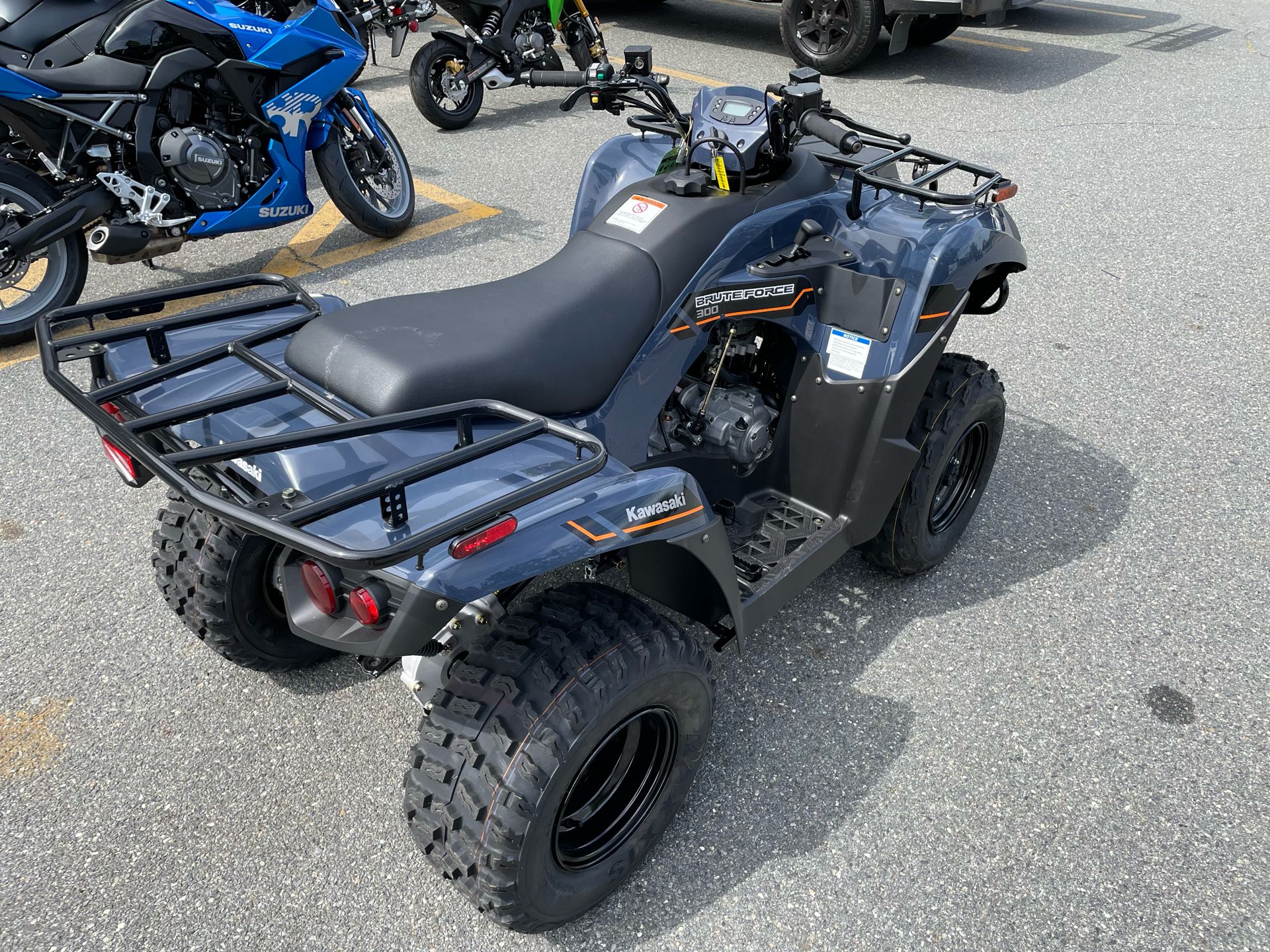 2025 Kawasaki Brute Force 300 in Tyngsboro, Massachusetts - Photo 7