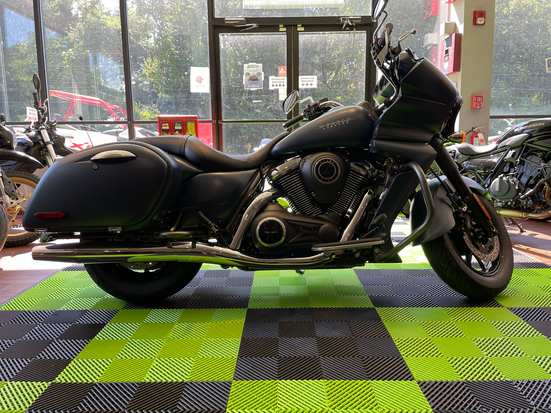 2024 Kawasaki Vulcan 1700 Vaquero ABS in Tyngsboro, Massachusetts - Photo 2