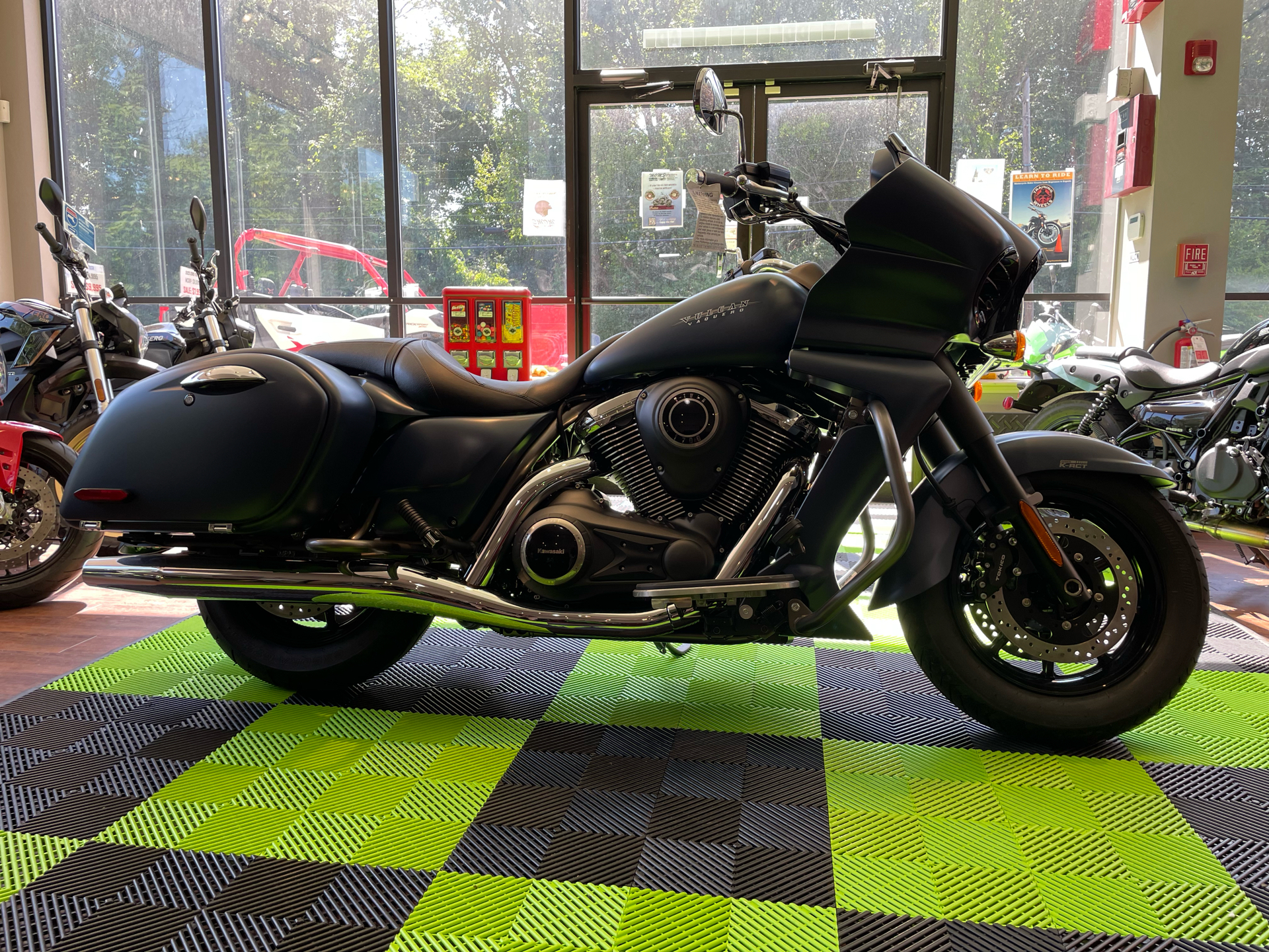 2024 Kawasaki Vulcan 1700 Vaquero ABS in Tyngsboro, Massachusetts - Photo 29