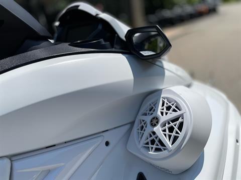 2025 Yamaha FX Cruiser SVHO with Audio in Tyngsboro, Massachusetts - Photo 10