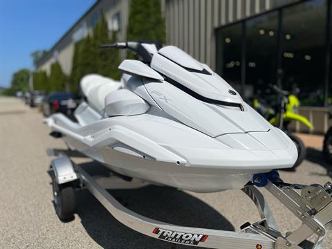 2025 Yamaha FX Cruiser SVHO with Audio in Tyngsboro, Massachusetts - Photo 13