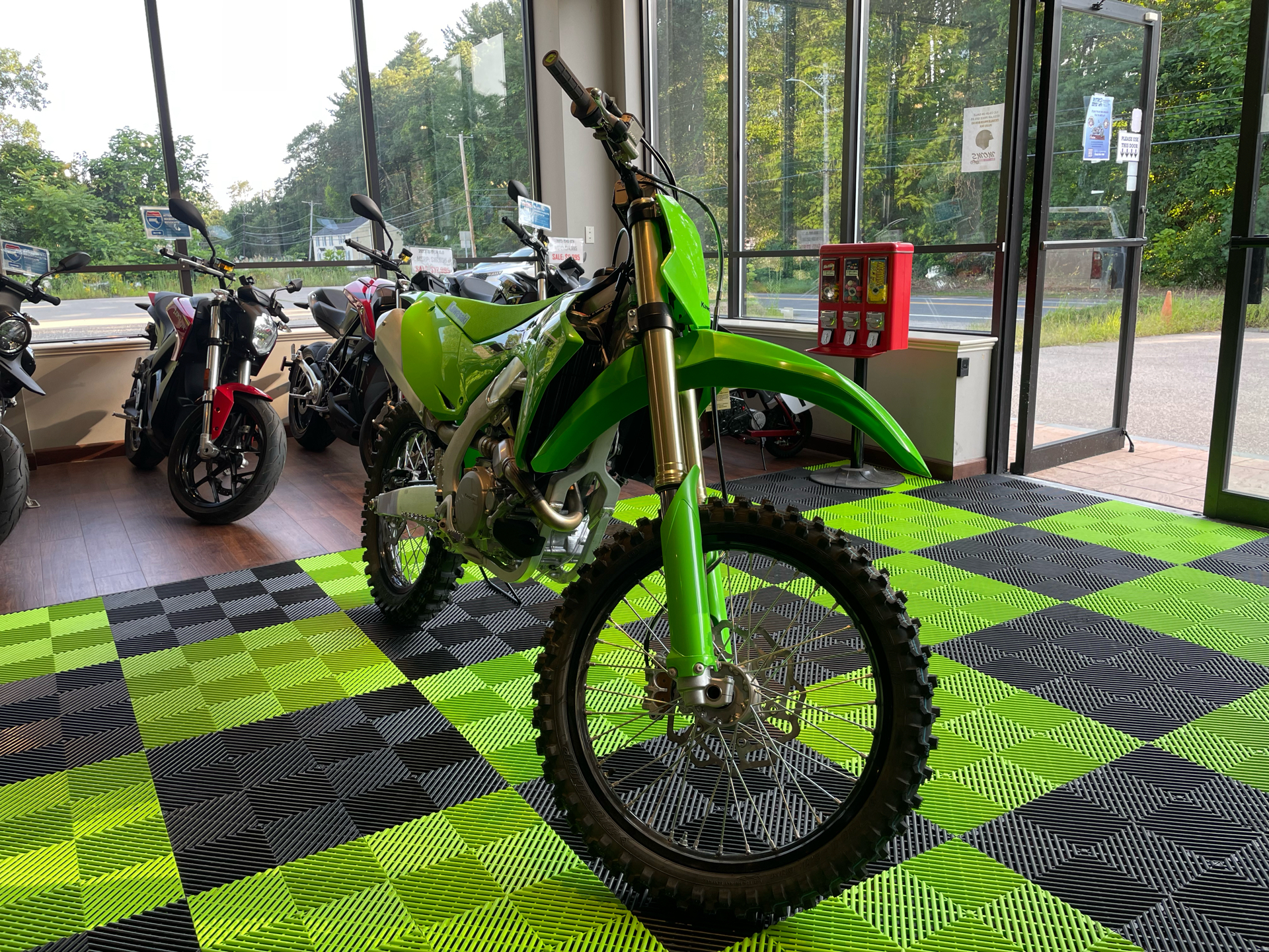 2025 Kawasaki KX 250 in Tyngsboro, Massachusetts - Photo 3