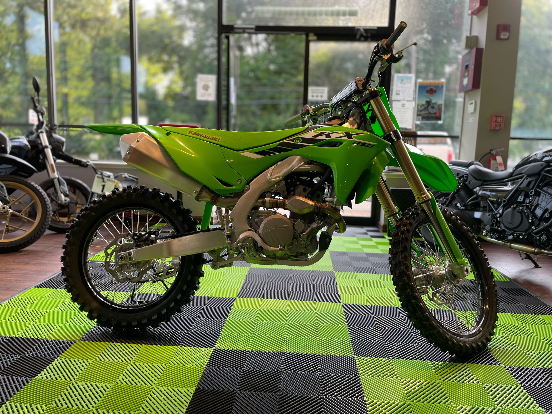 2025 Kawasaki KX 250 in Tyngsboro, Massachusetts - Photo 6