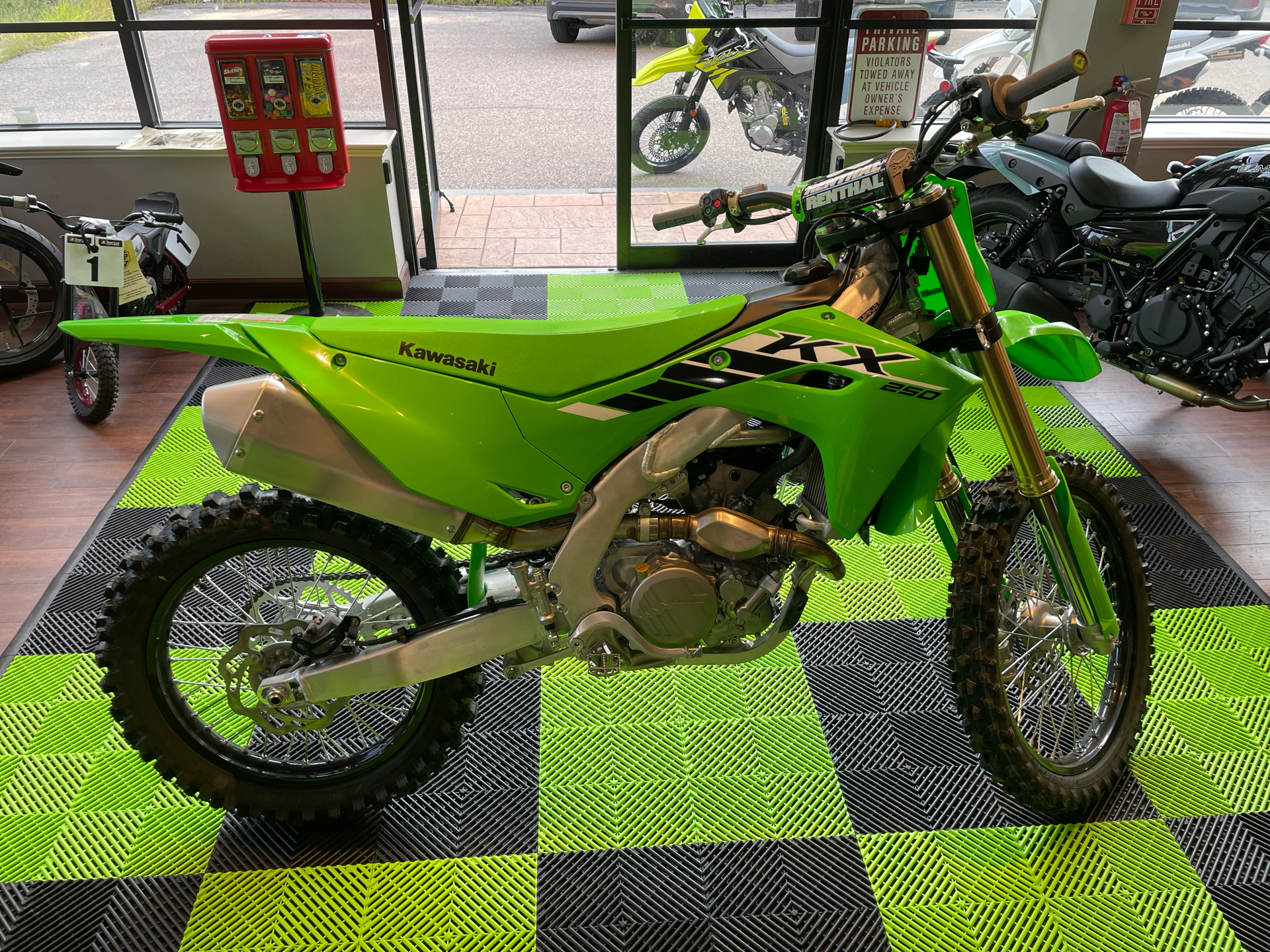 2025 Kawasaki KX 250 in Tyngsboro, Massachusetts - Photo 15