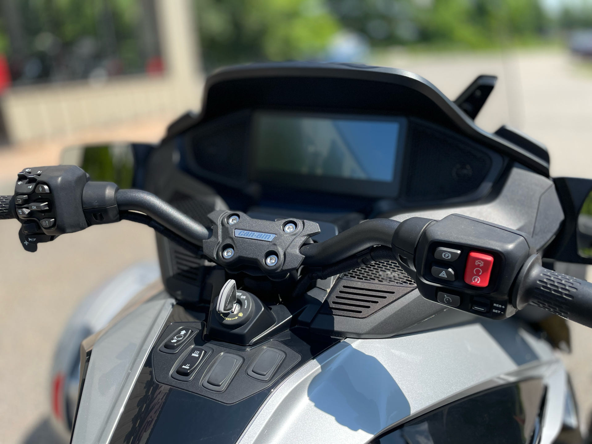 2024 Can-Am Spyder RT in Tyngsboro, Massachusetts - Photo 19