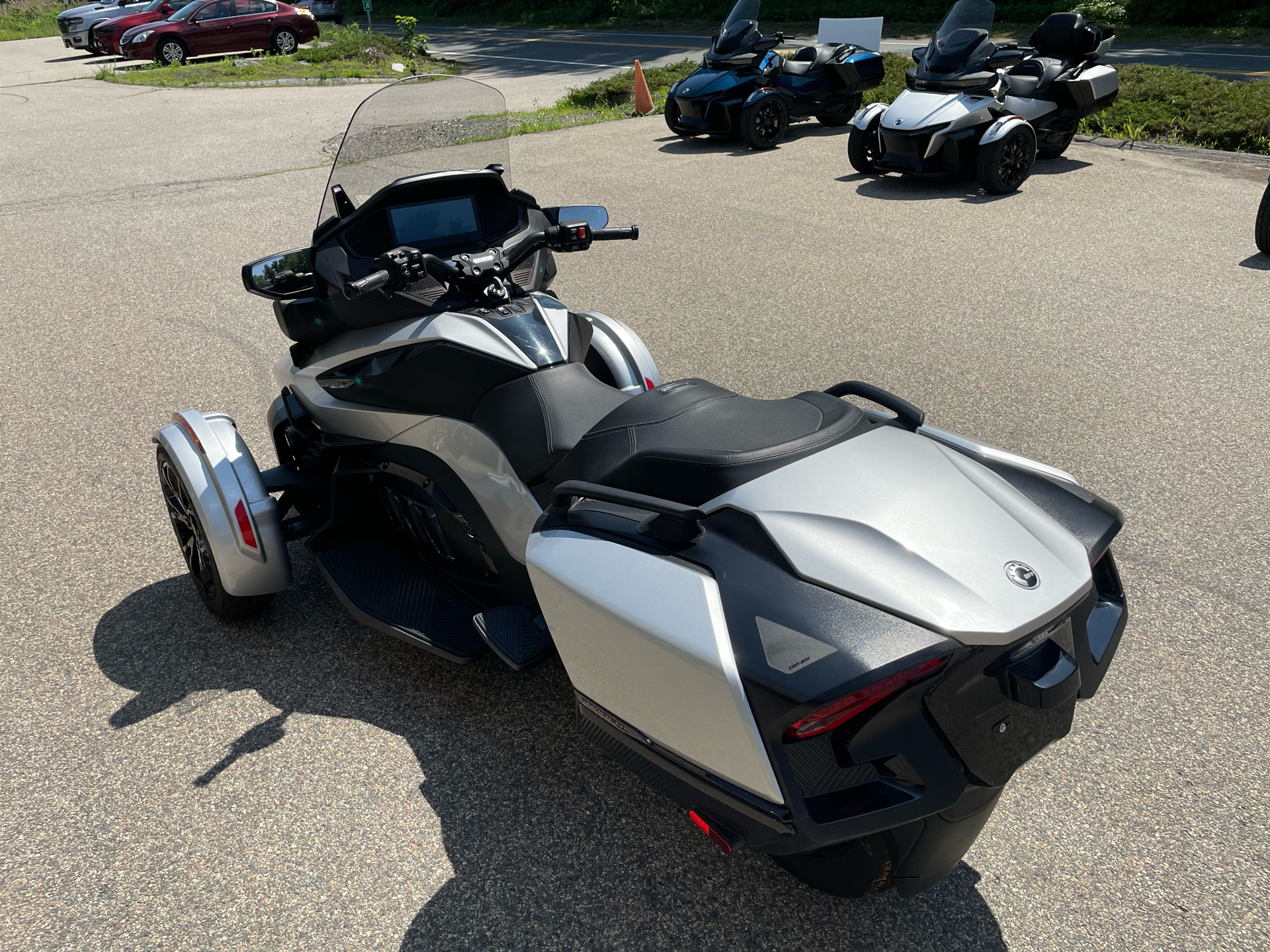 2024 Can-Am Spyder RT in Tyngsboro, Massachusetts - Photo 9