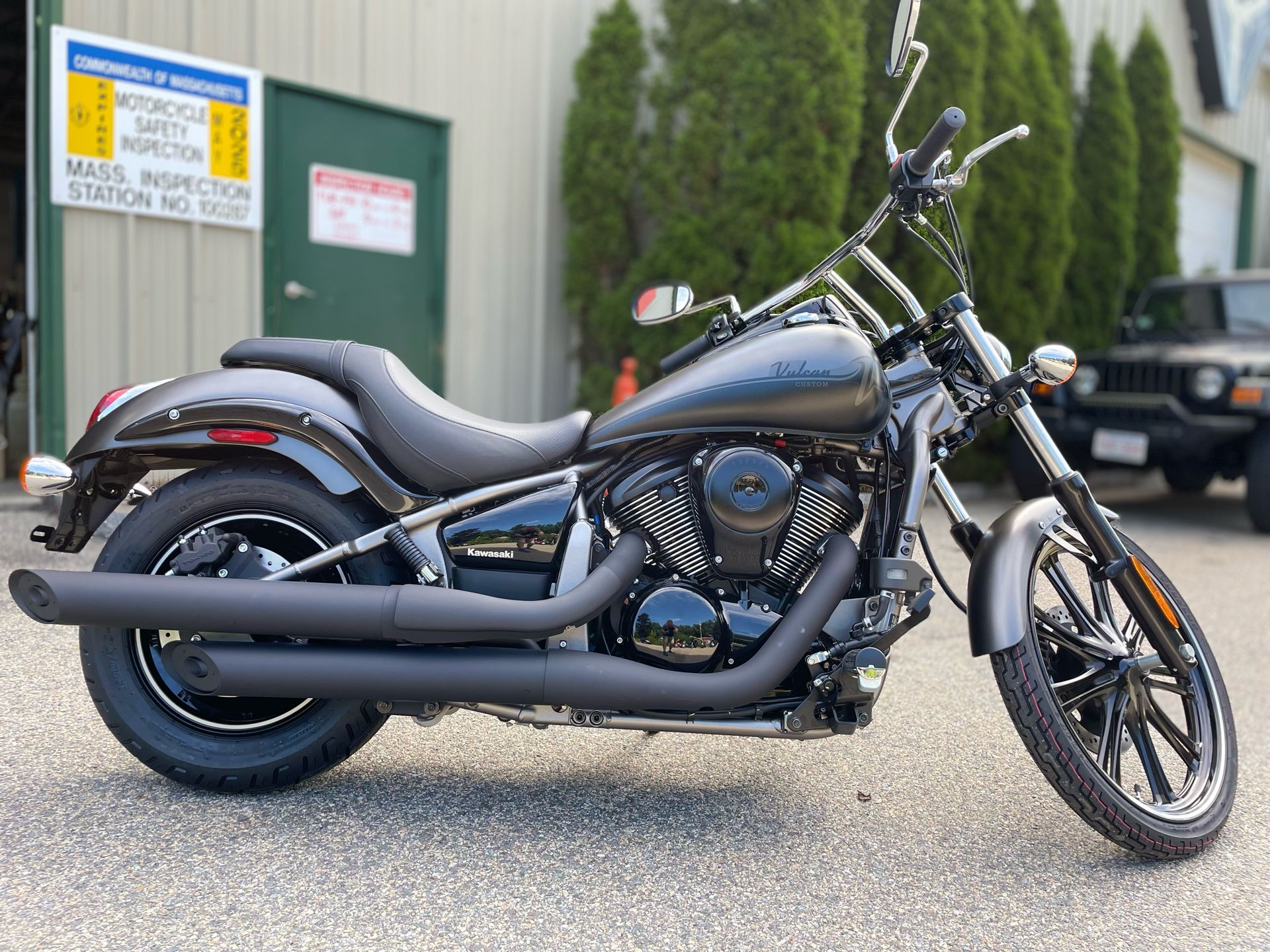 2024 Kawasaki Vulcan 900 Custom in Tyngsboro, Massachusetts - Photo 1