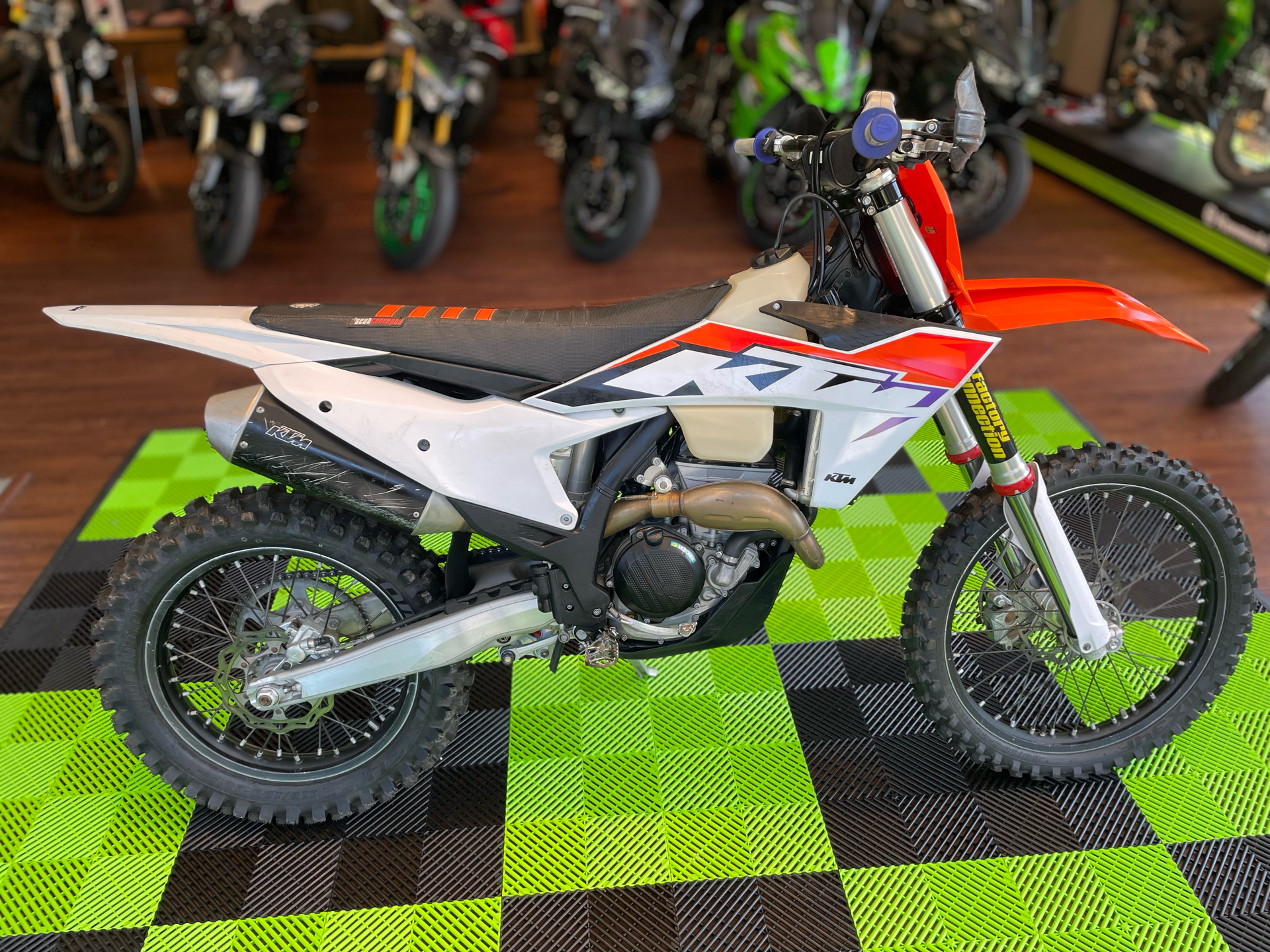 2023 KTM 250 XC-F in Tyngsboro, Massachusetts - Photo 13