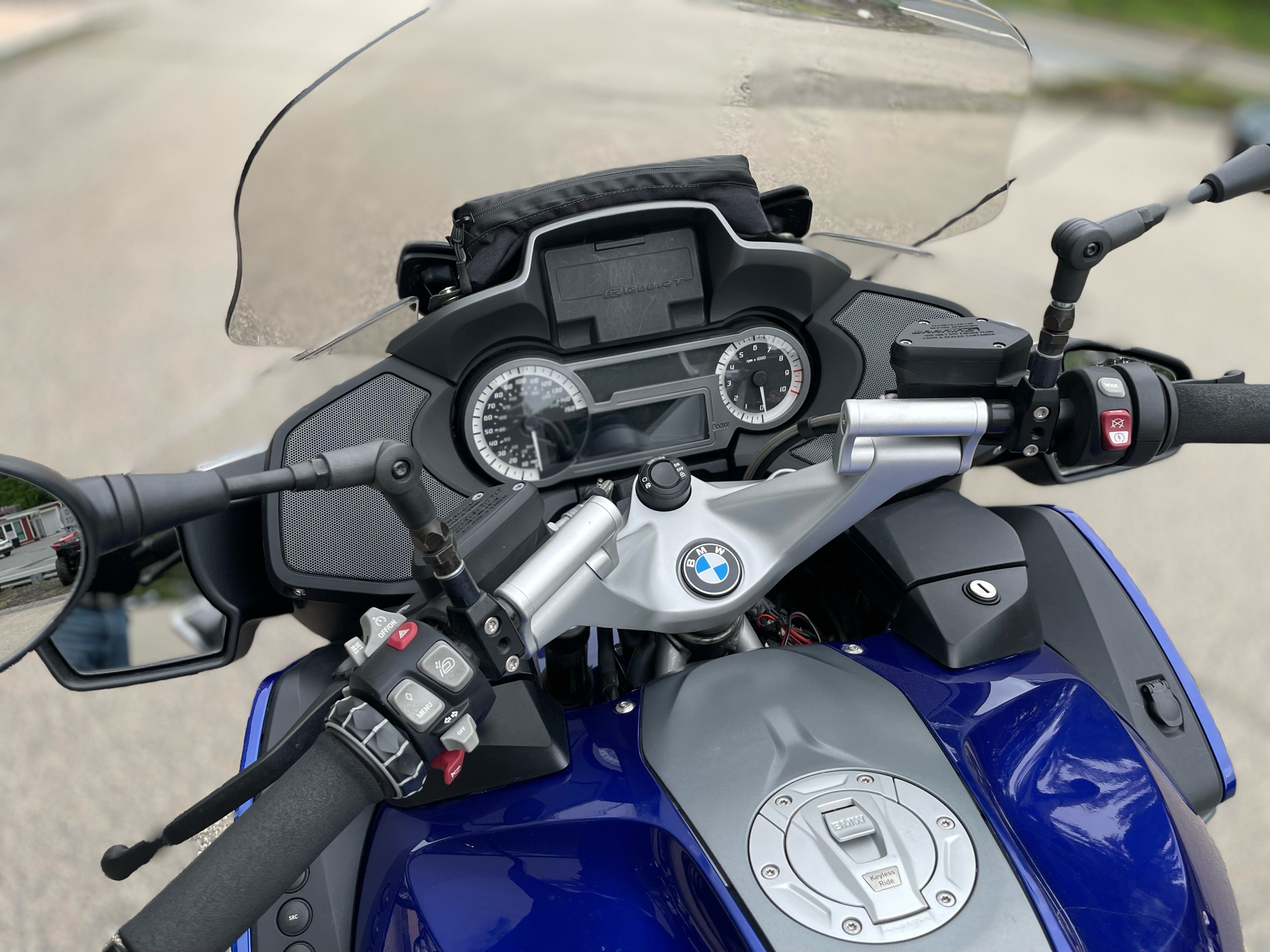 2016 BMW R 1200 RT in Tyngsboro, Massachusetts - Photo 17