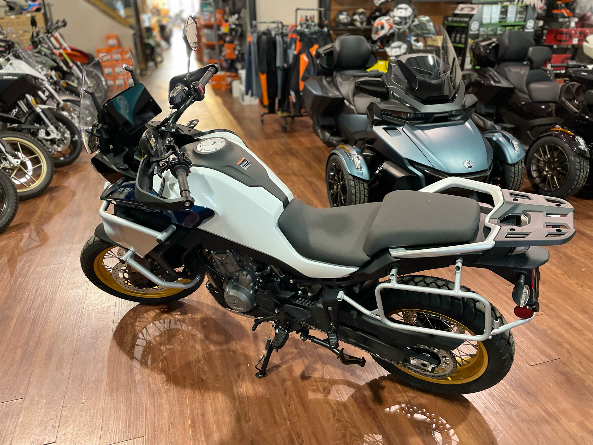 2025 CFMOTO Ibex 800 E in Tyngsboro, Massachusetts - Photo 10