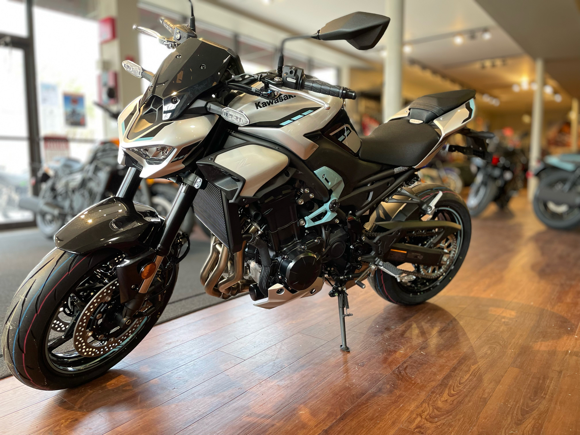 2025 Kawasaki Z900 ABS in Tyngsboro, Massachusetts - Photo 12